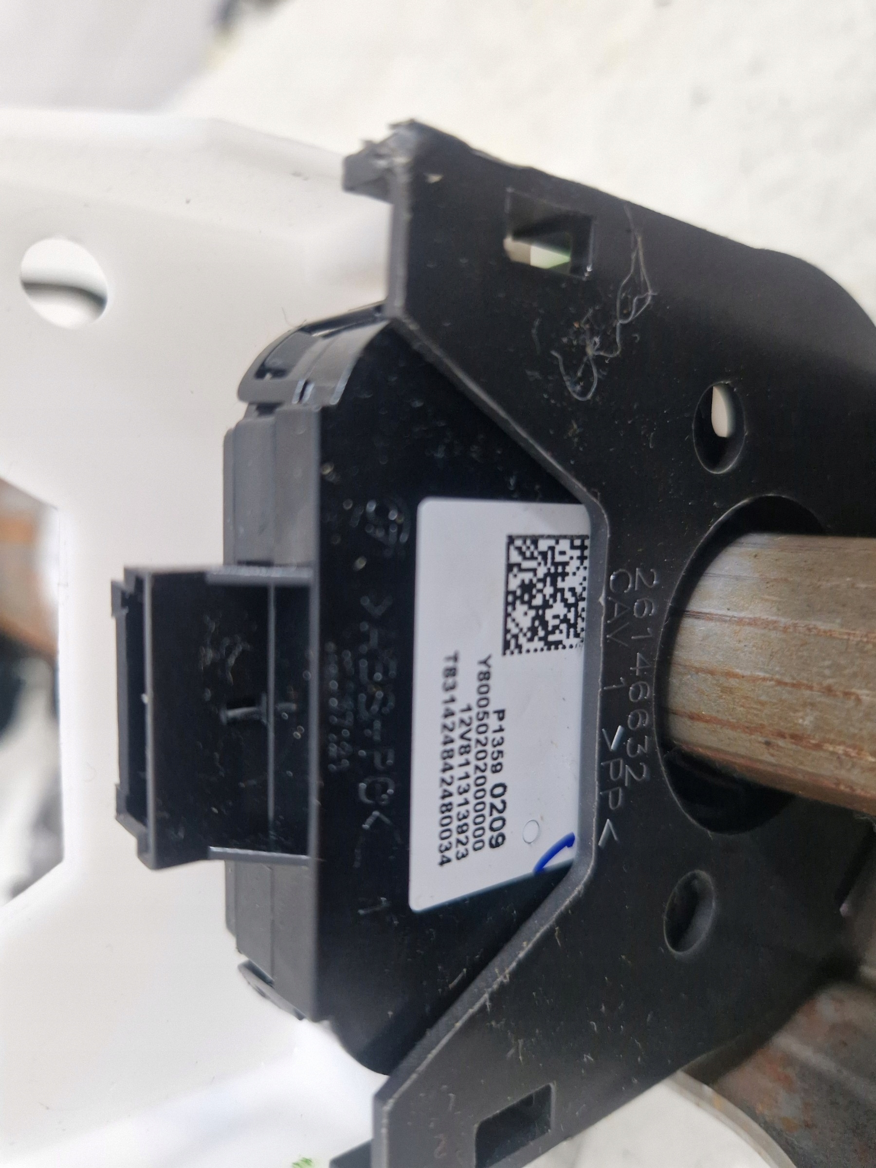 CADILLAC ESCALADE IV 2014 - steering wheel rod module 23222913
