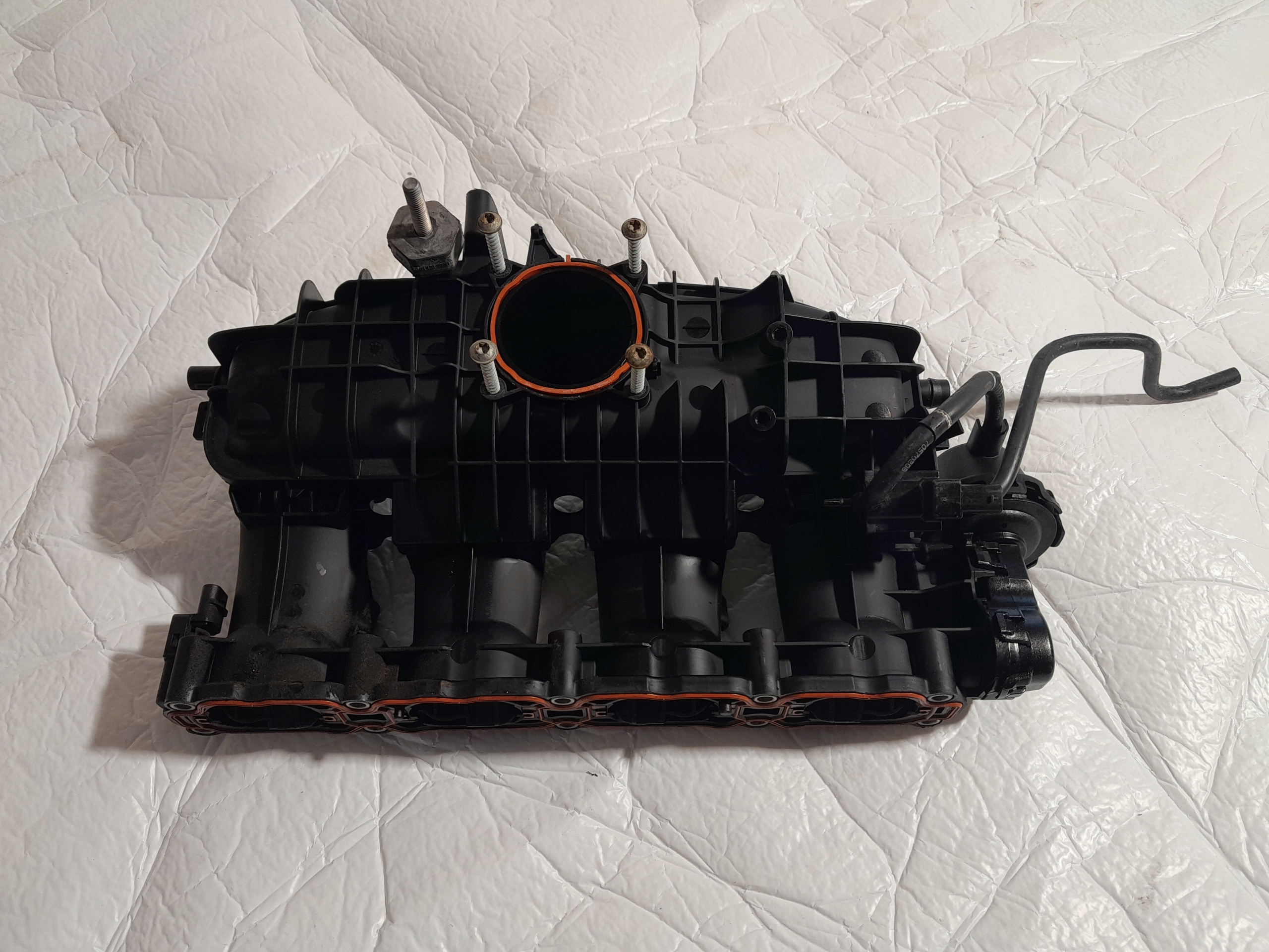 VW AUDI 2.0TFSI intake manifold 06L133201T