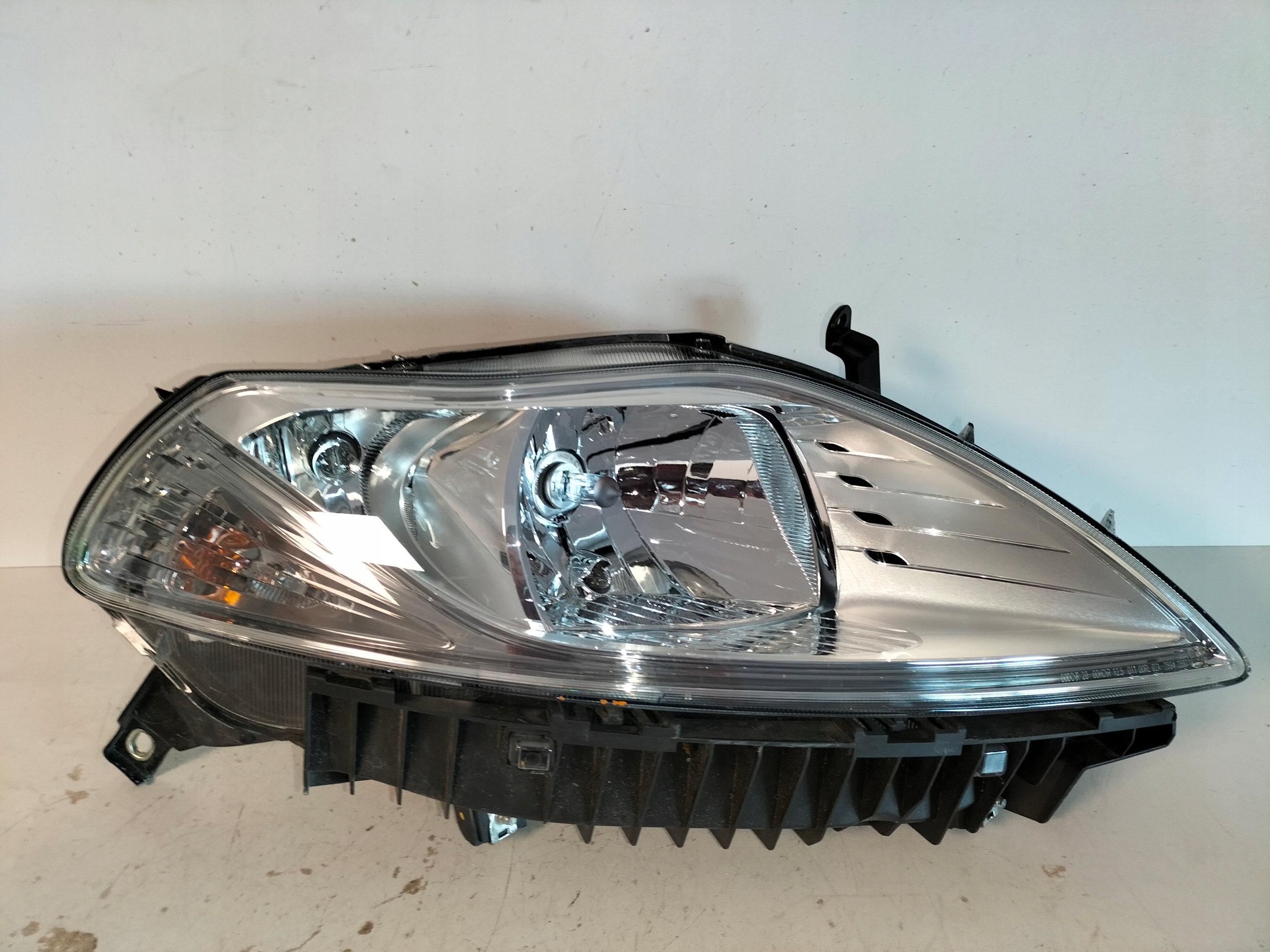 light front reflektor right LANCIA YPSILON III 11