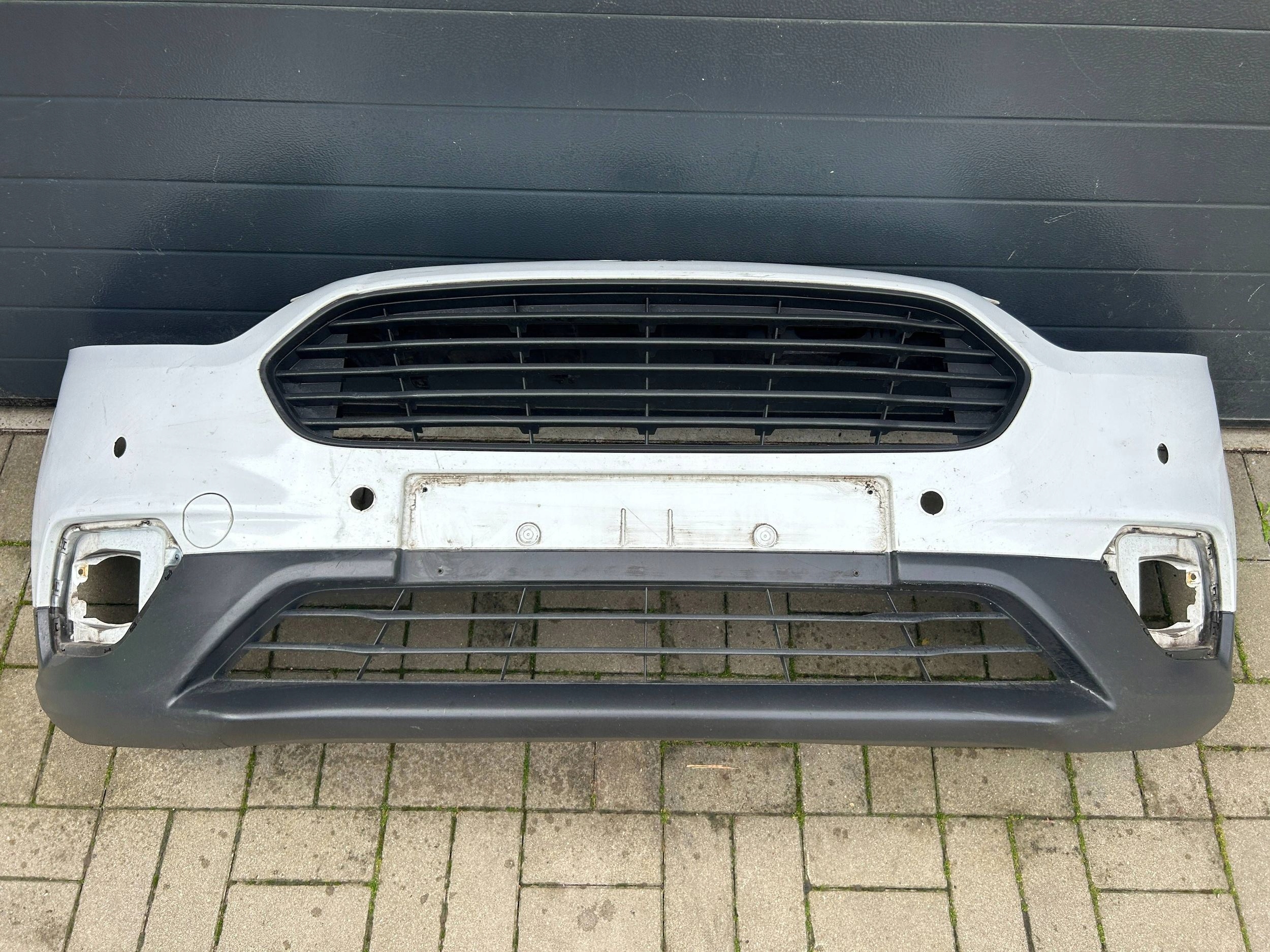 Ford Turneo Courier 18- Lift bumper front front