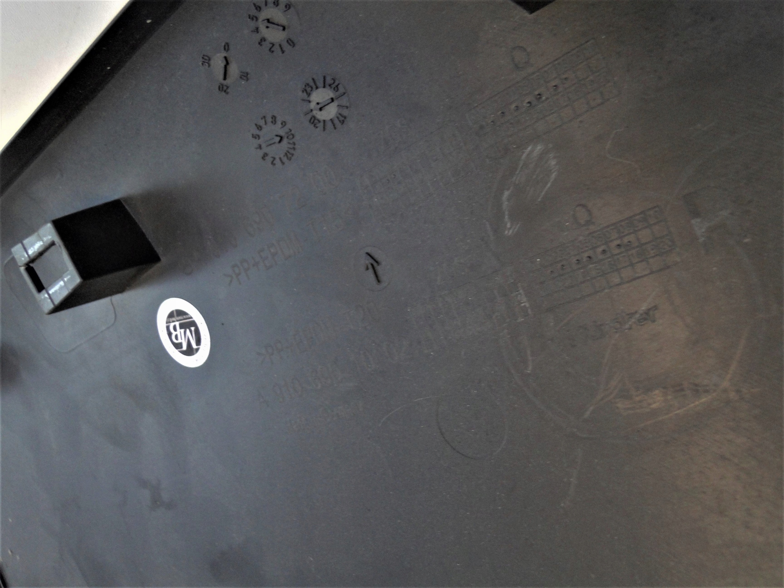 MERCEDES SPRINTER 907 LISTWA BOCZNA PRAWA TYLNA Wersja Europejska