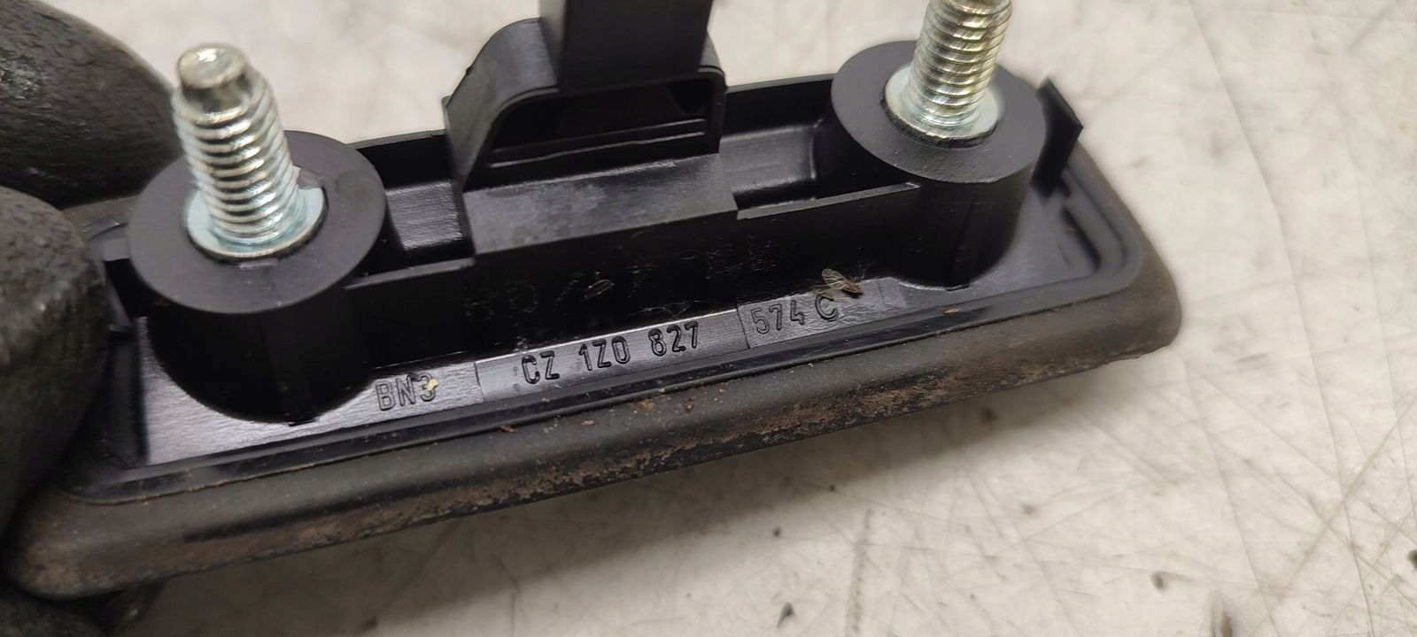 Mikrostyk button handle bonnet Skoda Octavia II LIFT 1,9 TDI