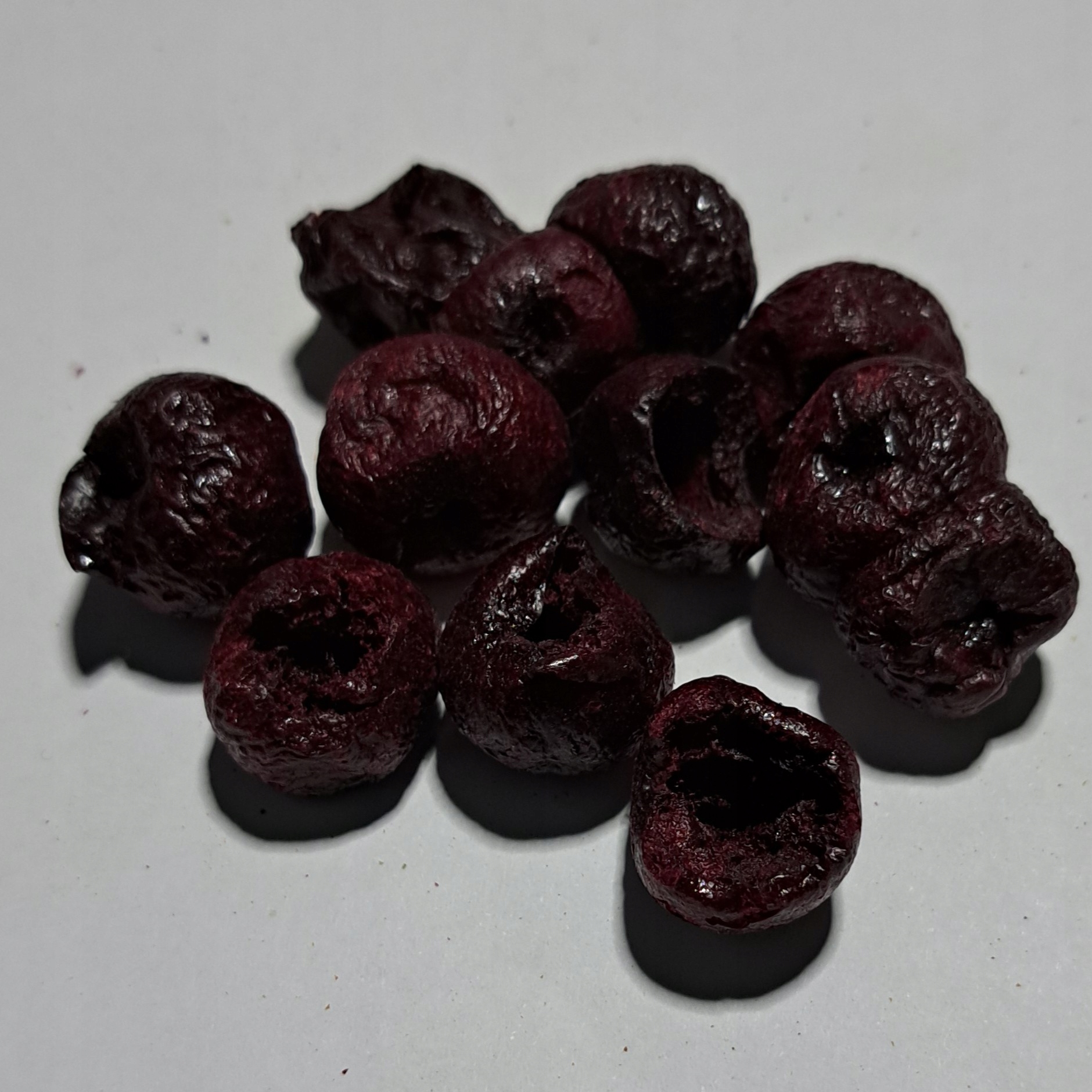 Levně Višeň Celá Lio. 1 kg Rafex