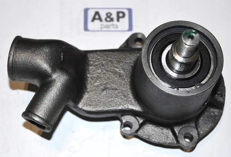 PE04-115 - ВОДЯНИЙ НАСОС PERKINS MCCORMICK LINDE MF 400