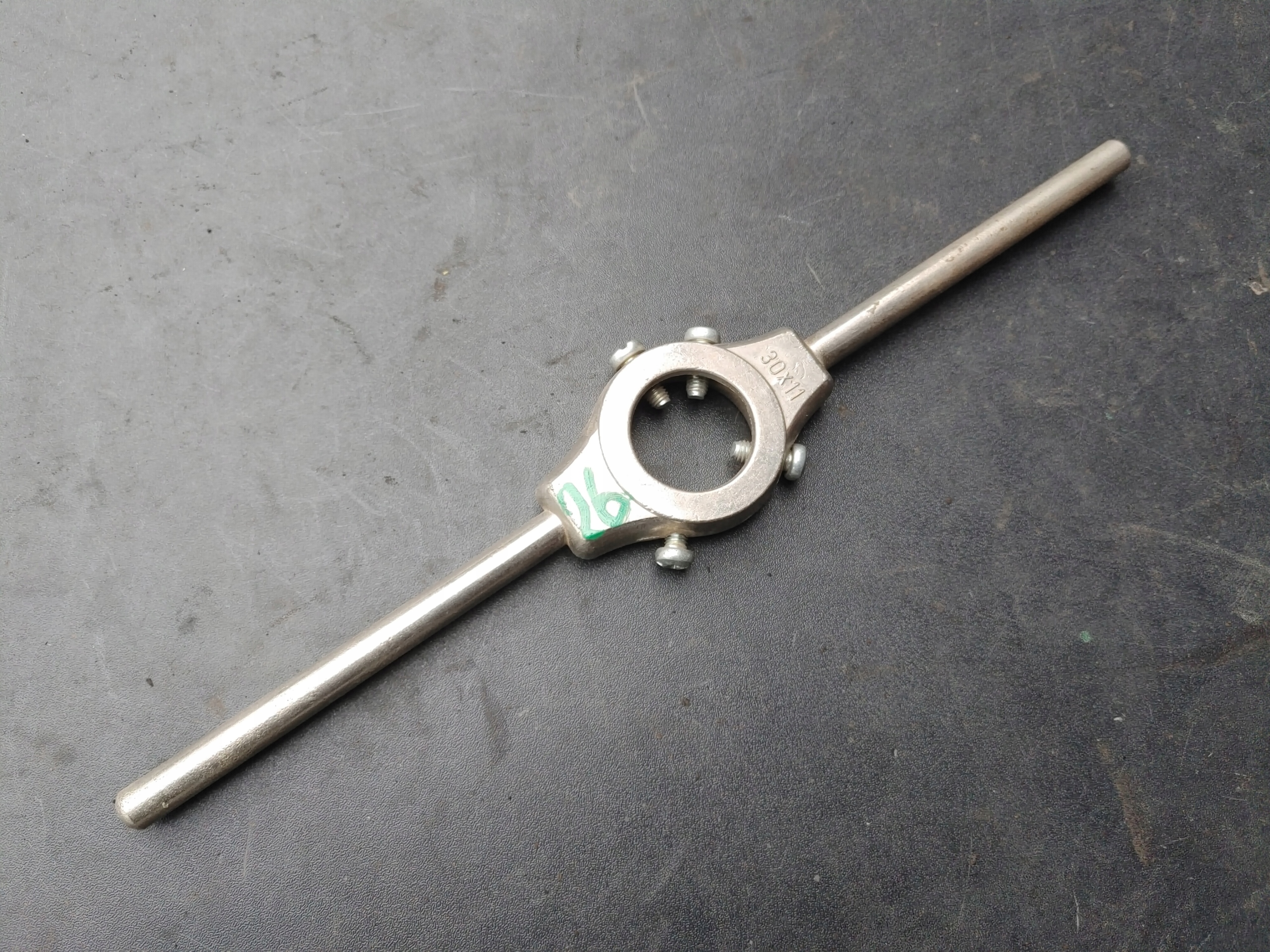 NARZĘDZIE GWINTOWNIK DŹWIGNIA POKRĘTŁO SOLIDNE PRL DŁUGOŚĆ 260mm