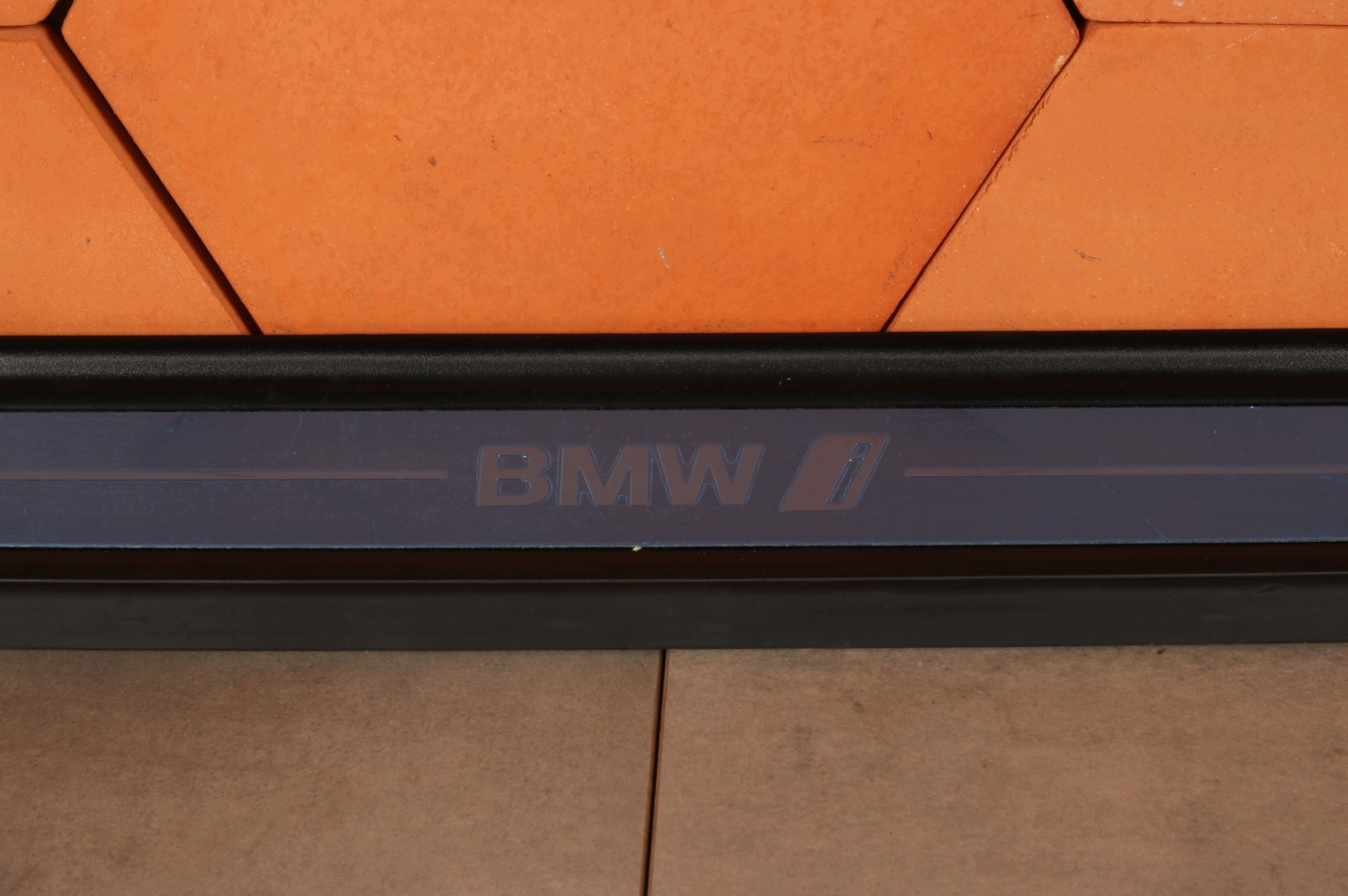BMW i4 G26 GRAN COUPE front moulding cap threshold 9492984