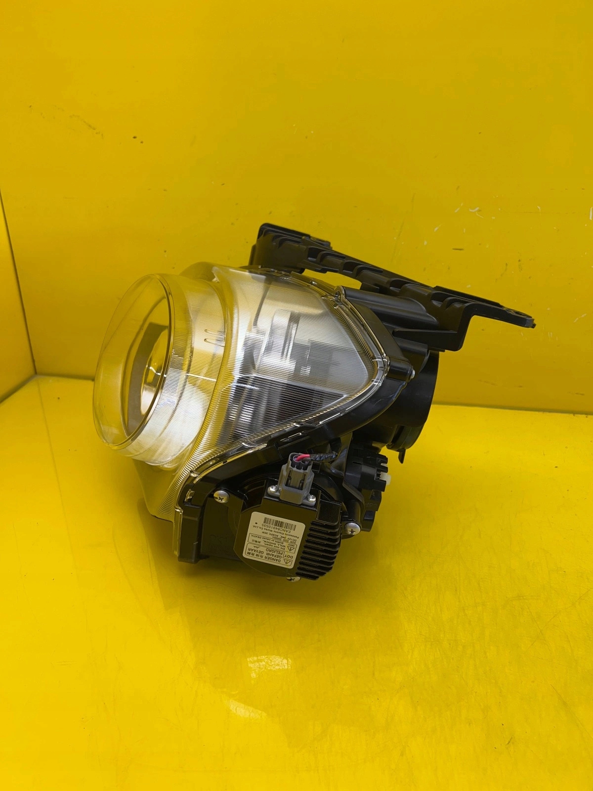 light left front Nissan Juke Xenon Lift 14