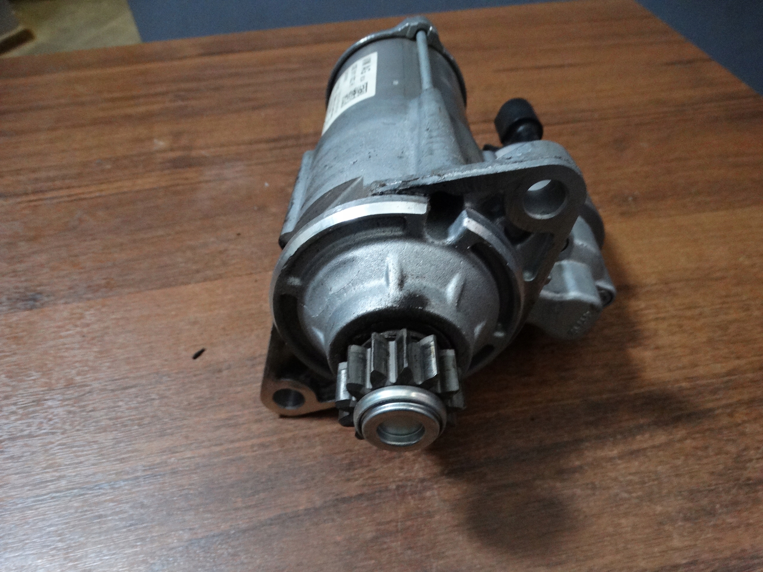 IDEALNY starter VW GOLF VIII 8 1