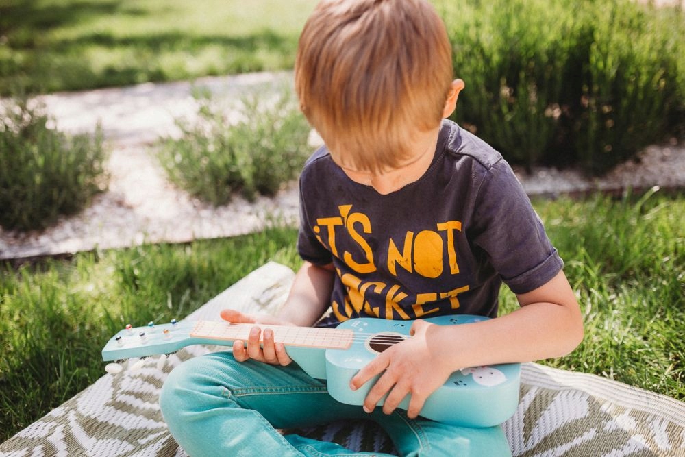 ADAMTOYS UKULELE GITARA DLA DZIECI ZWIERZĘTA ZABAWKA MUZYCZNA DLA DZIECKA Marka Adam Toys
