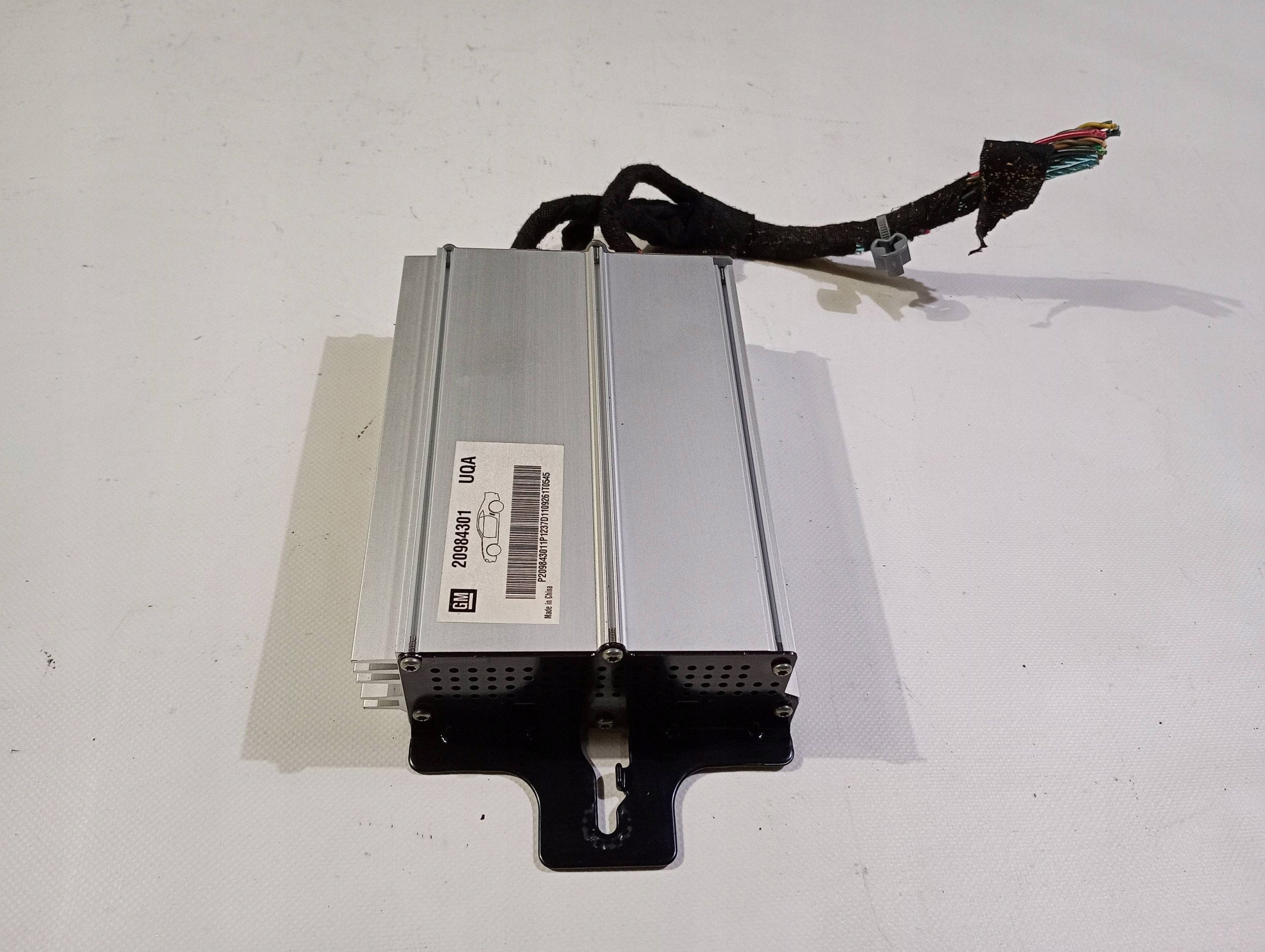 control unit amplifier audio module radia Chevrolet Camaro 2009-2015
