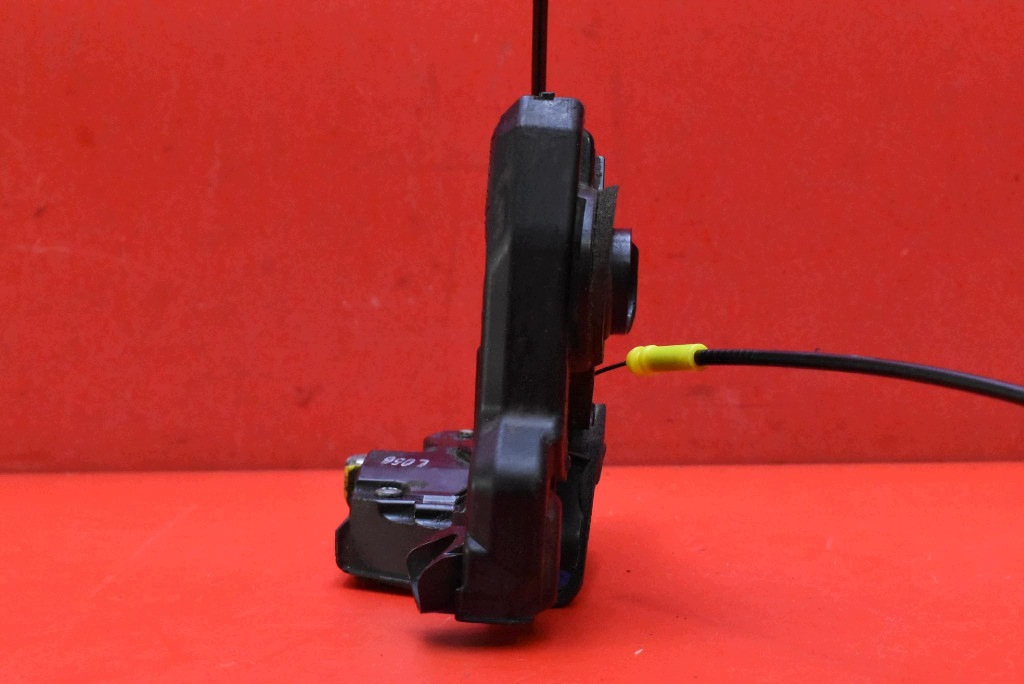 lock door left front front EU TOYOTA AURIS 1 and 3D HB 06-09