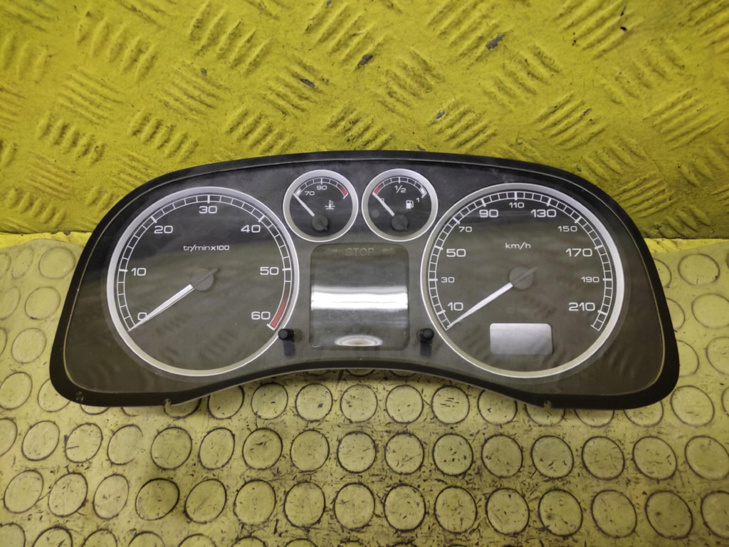 PEUGEOT 307 1.6 HDI dials P9647538480