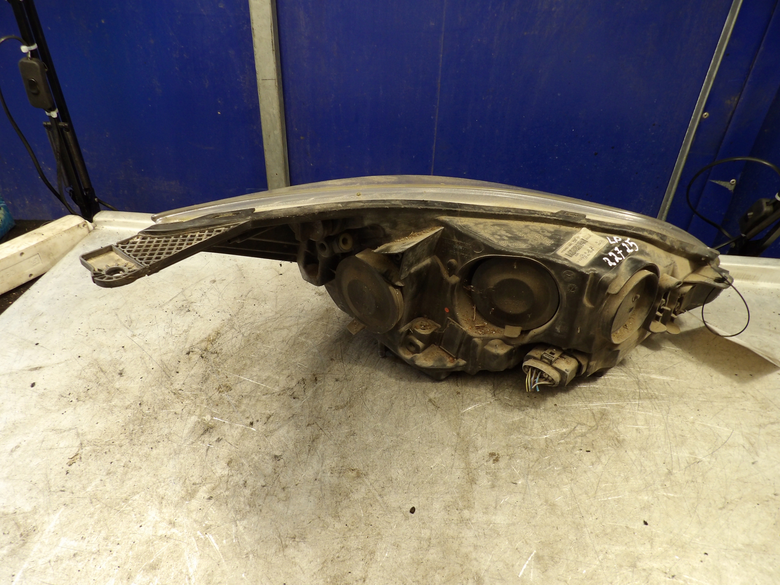 Ford Focus MK3 kombi light front left BM51-13W030-AH