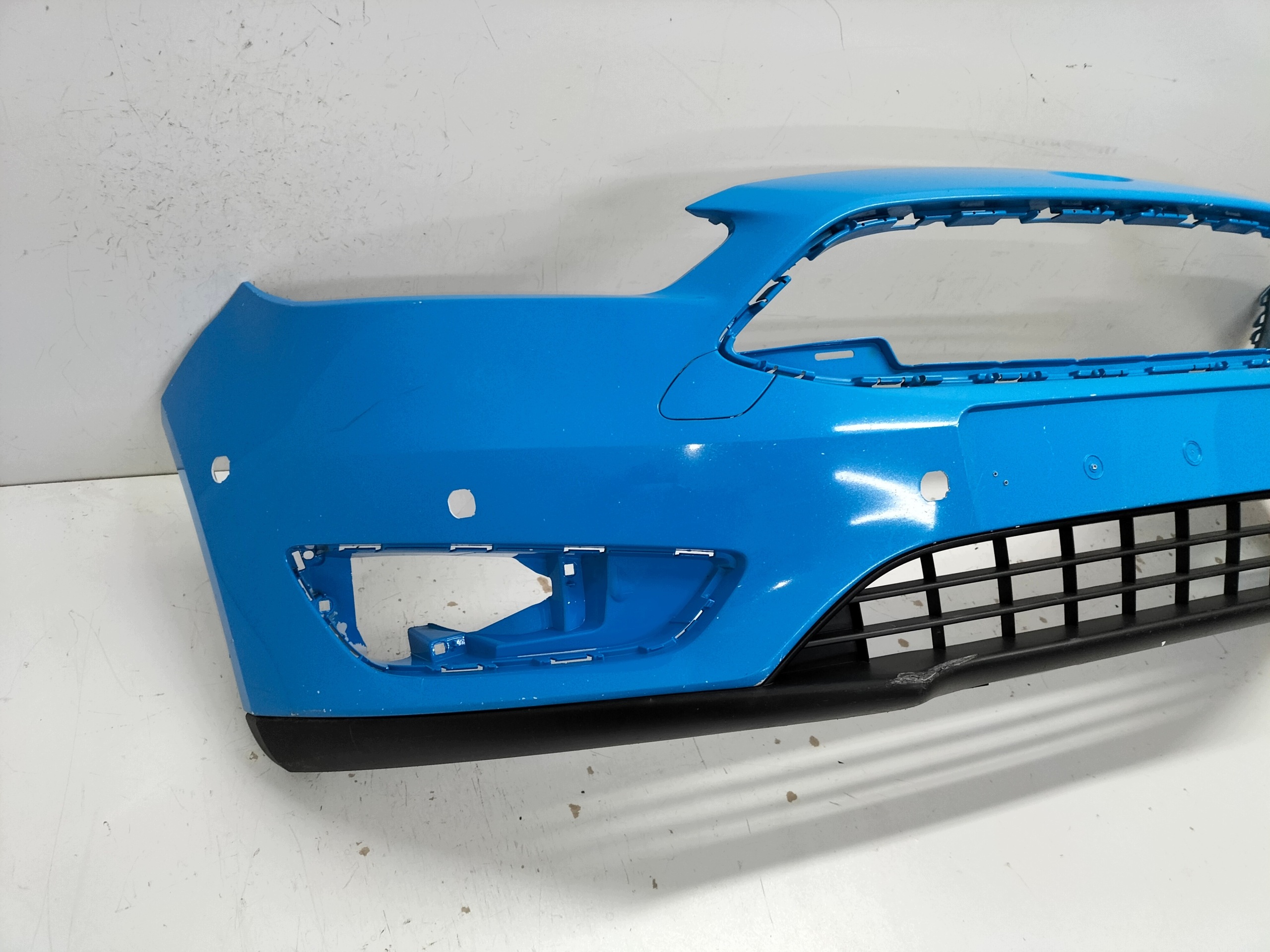 front bumper front FORD FOCUS MK3 LIFT 14- wersja without washers