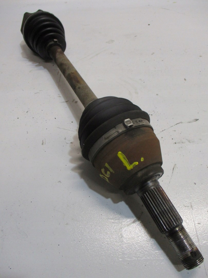 semi-axis front NISSAN JUKE 1.5DCI left