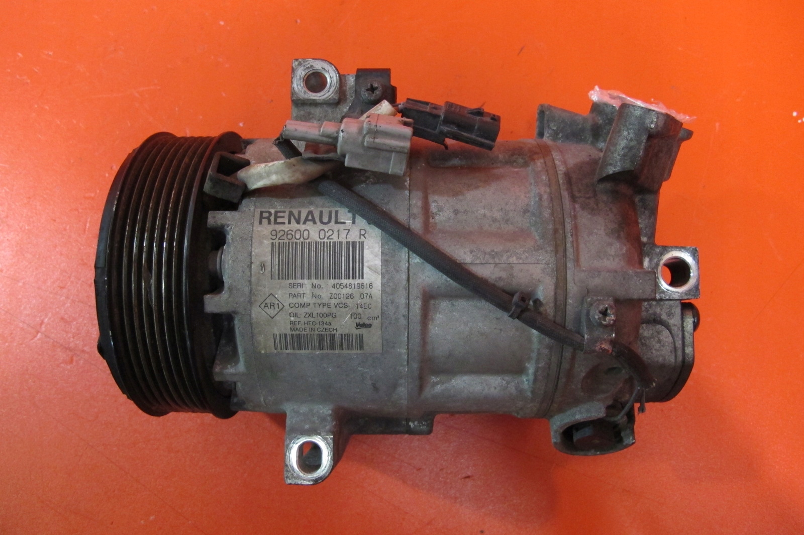 RENAULT CAPTUR 1 and 1.2 TCE H5F403 CLIO IV compressor compressor; 926000217R