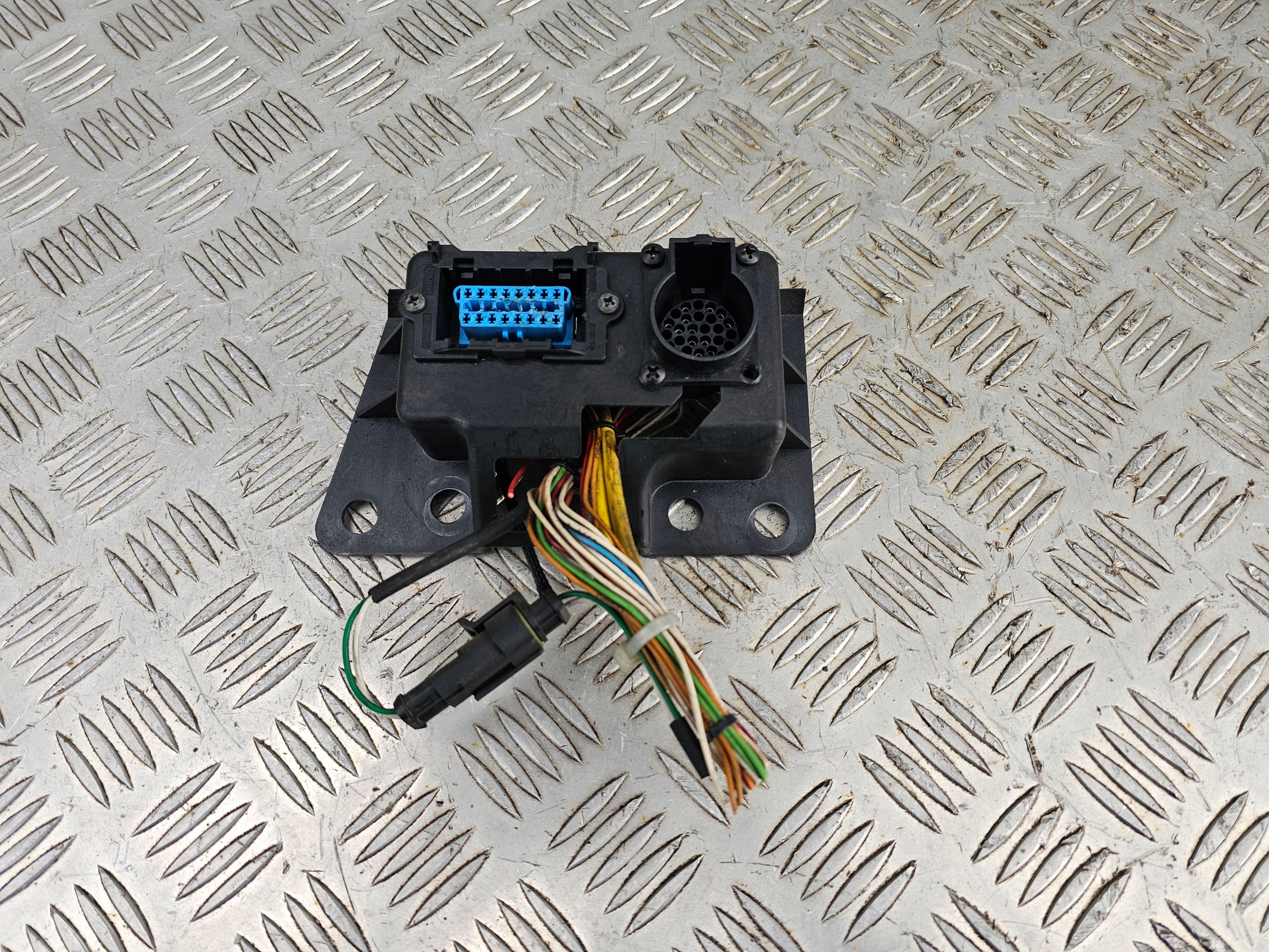 GNIAZDO ZŁĄCZE DIAGNOSTYCZNE OBD KOMPUTERA IVECO EUROCARGO 08-15 rok