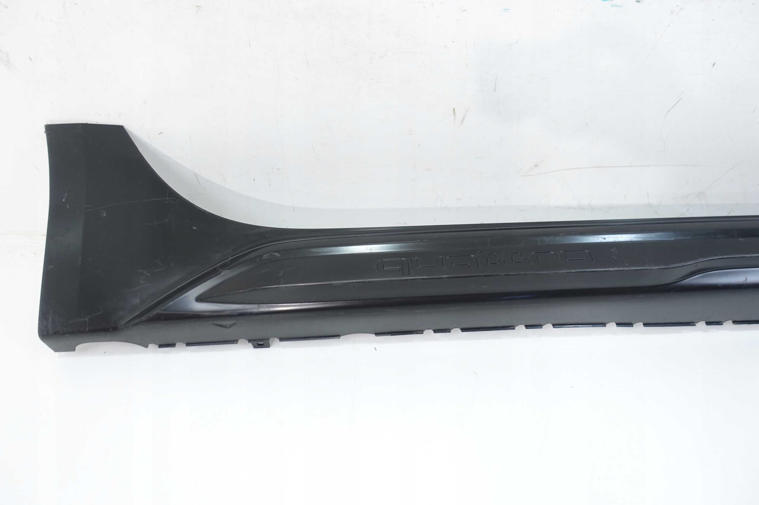moulding threshold right AUDI A4 B9 LIFT KOMBI ALLROAD