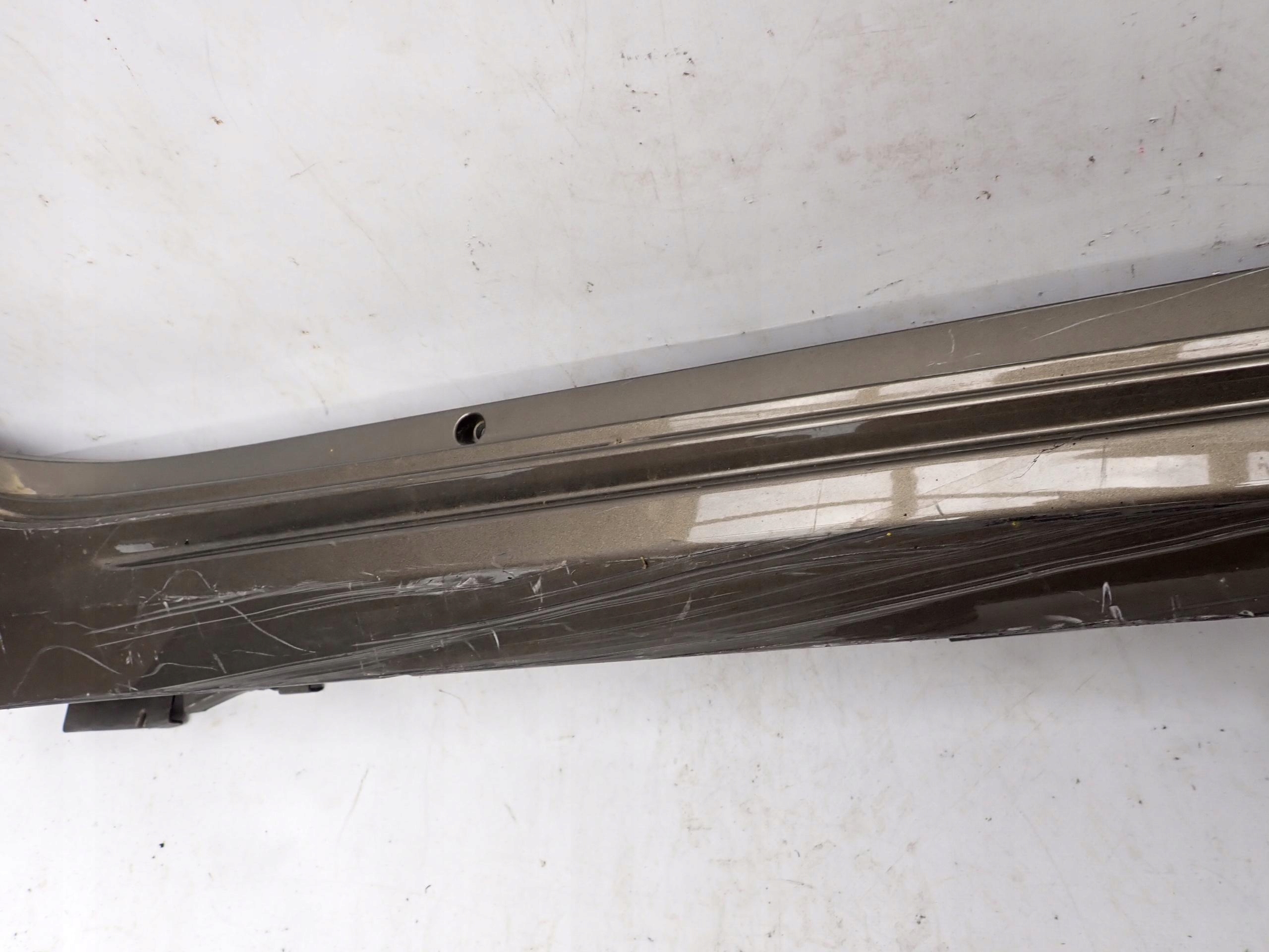 TOYOTA COROLLA E21 19- threshold right moulding threshold