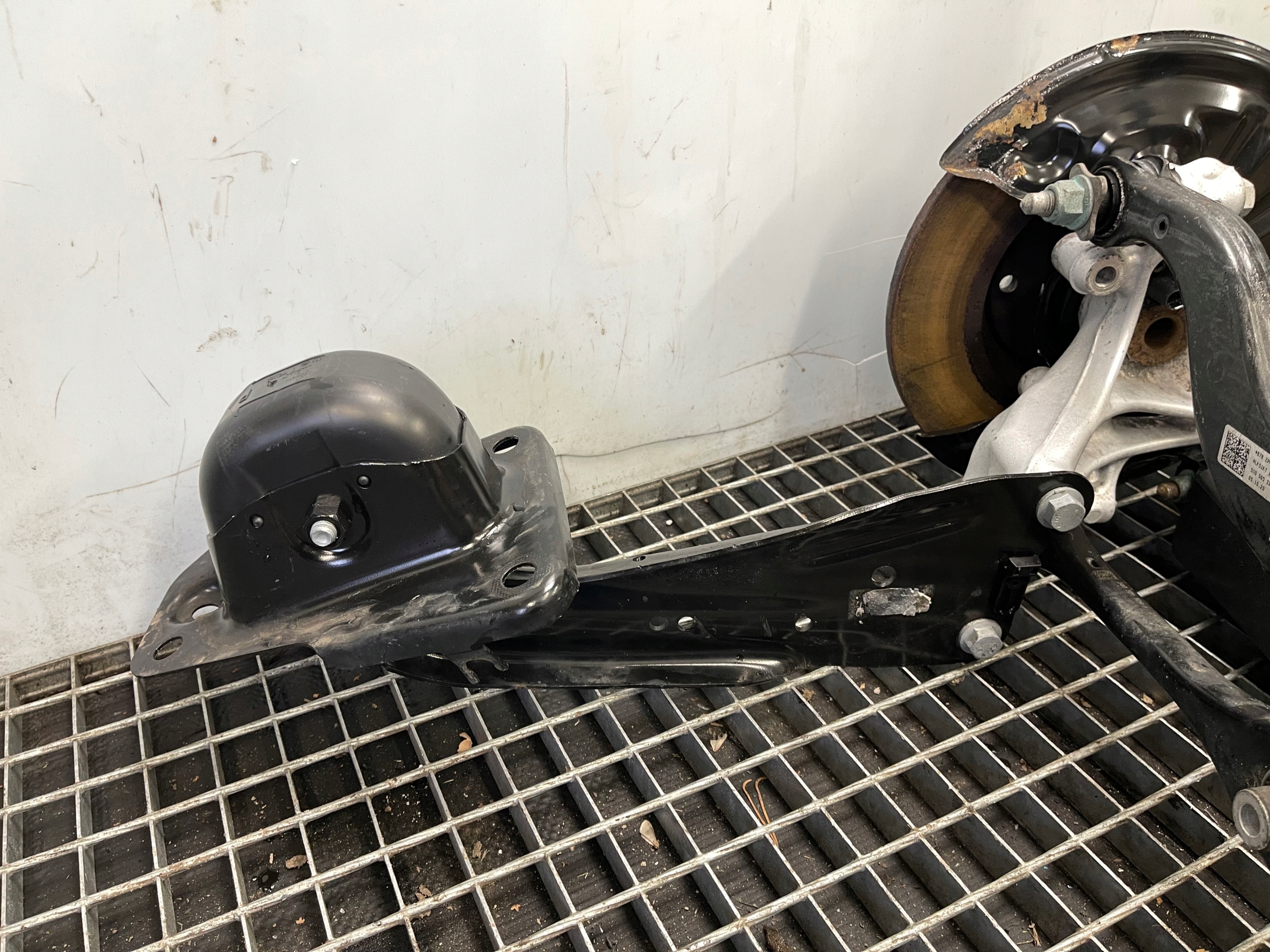 VW PASSAT B8 sususpension swing rear part right 3Q0505436P