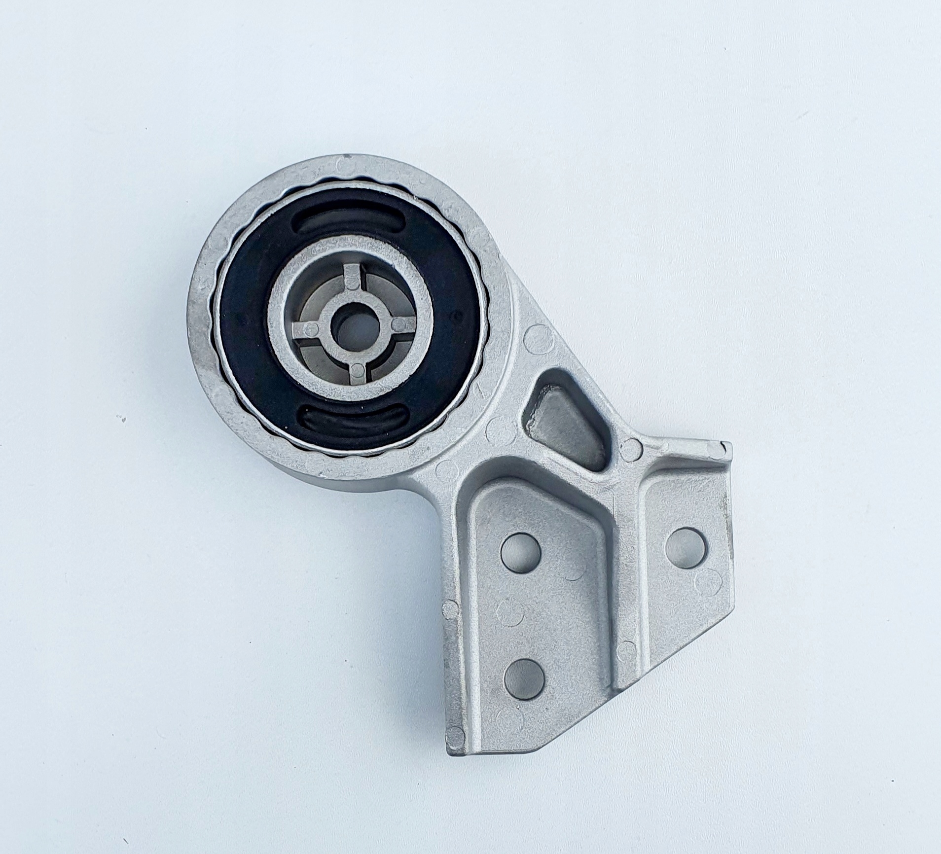 2303.15 - КРОНШТЕЙН ПОДВЕСКИ ВОДЯНОГО РАДИАТОРА SCANIA R ПРАВЫЙ