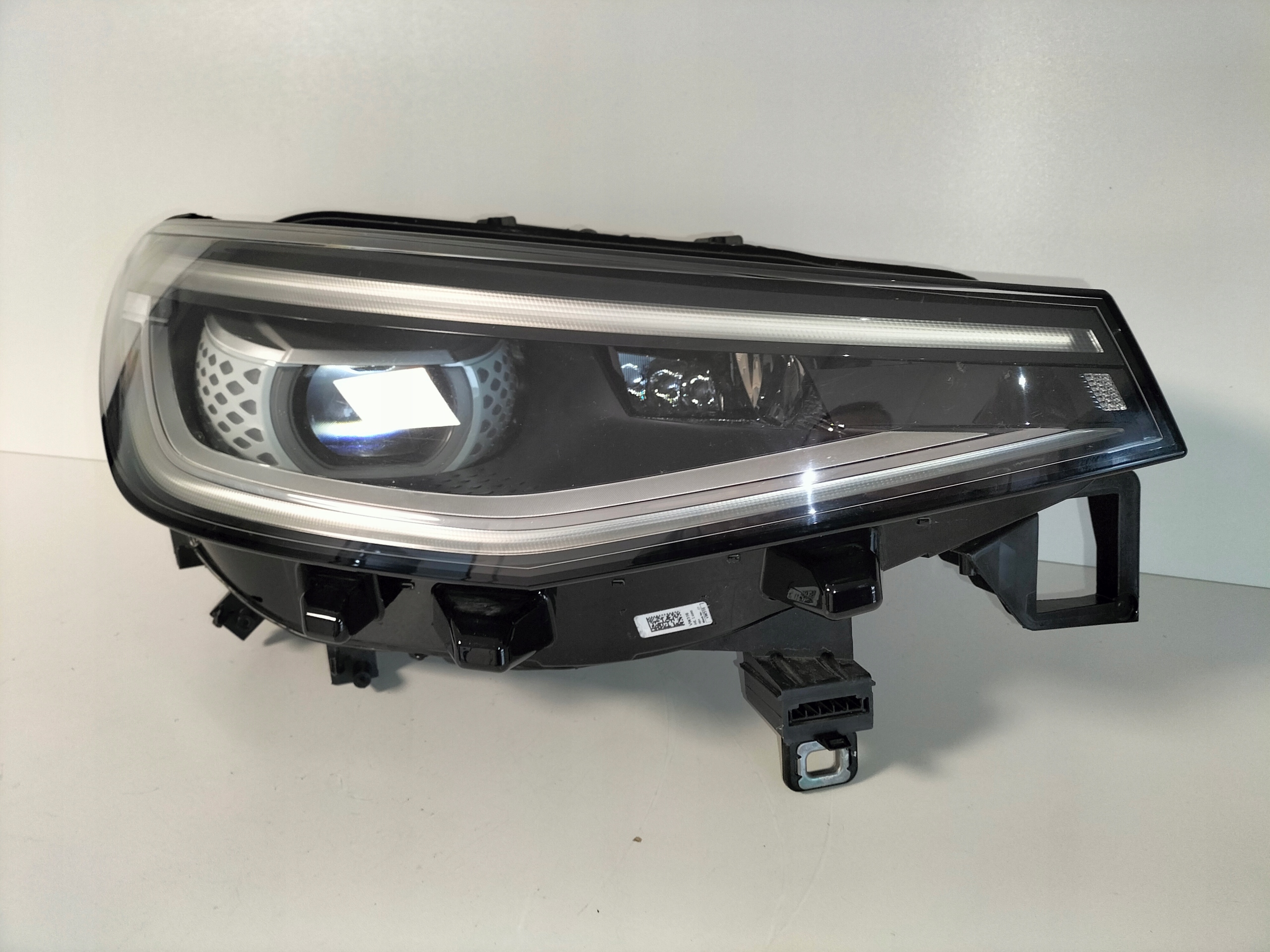 light front front reflektor right VW ID4 20- IQ LIGHT