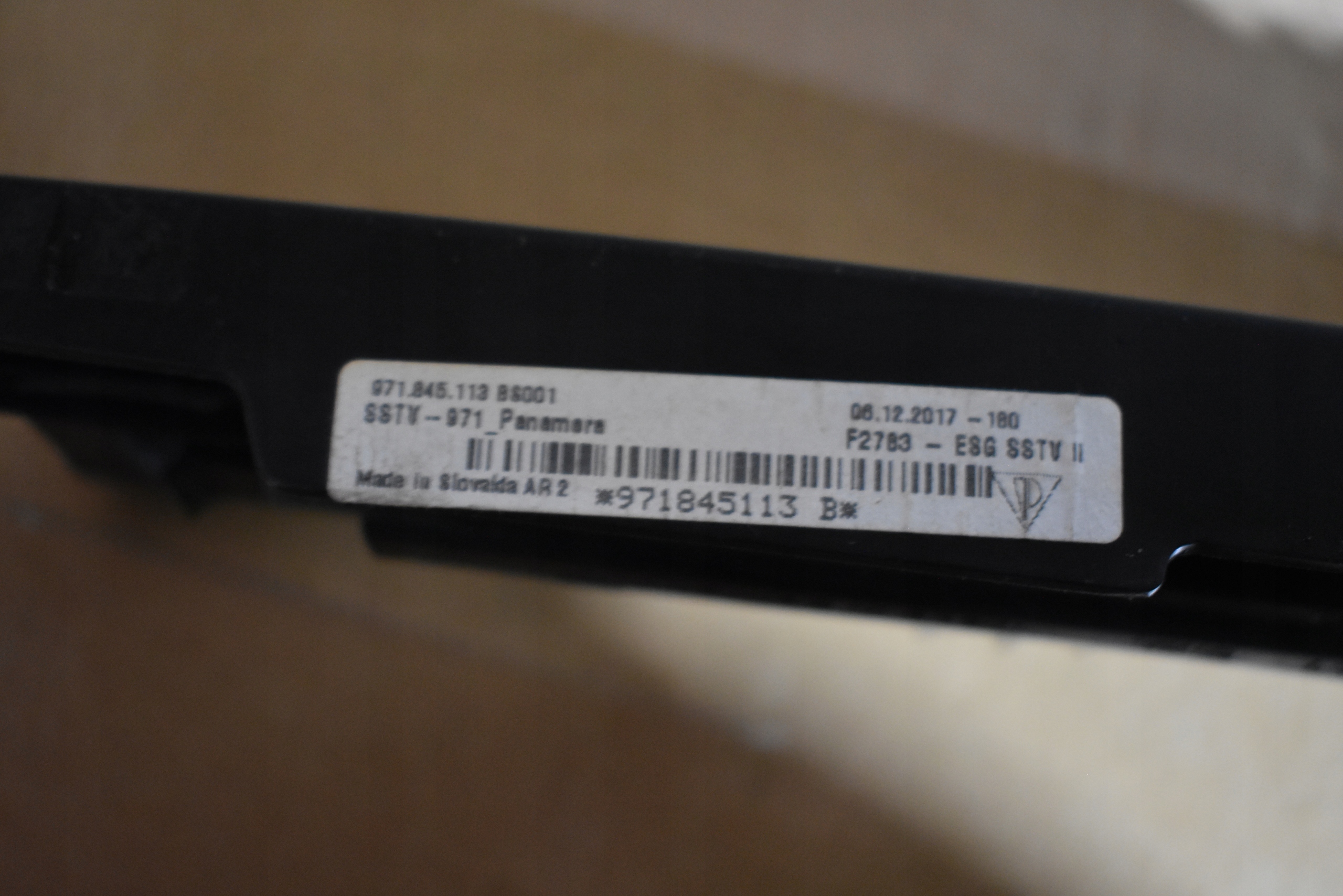 IDEALNA window door left front front PORSCHE PANAMERA 971 AS2 17R. 1