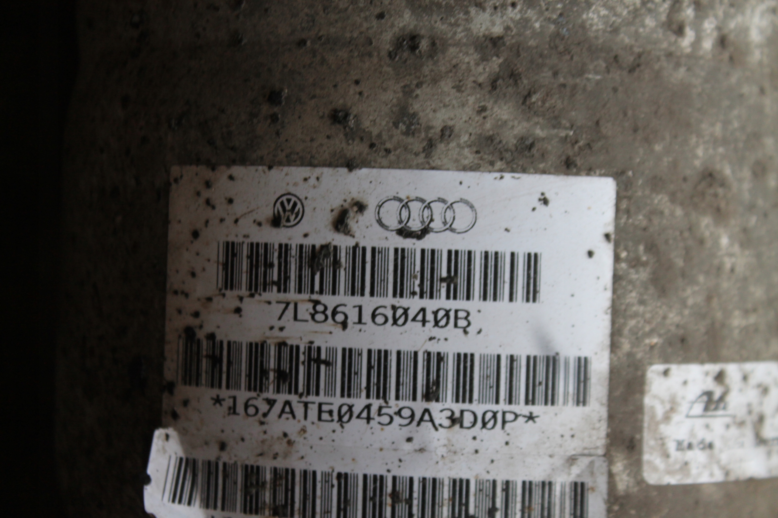 shock absorber MIECH right front 7L8616040B Q7 4L 05