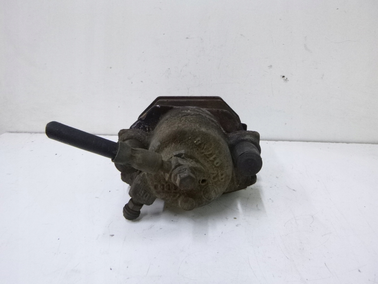 caliper brake front Volkswagen FOX 1.2 2004r.