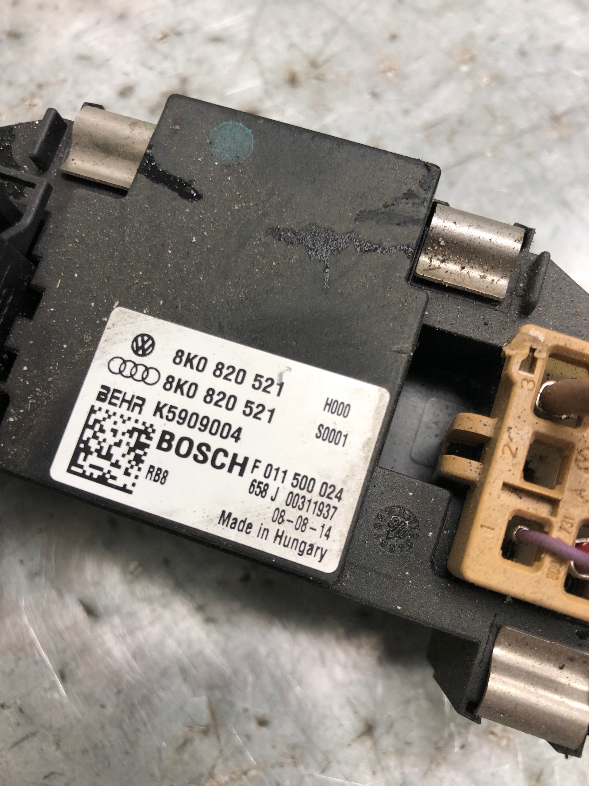 heating fan AUDI A4 B8 A5 8K0820521