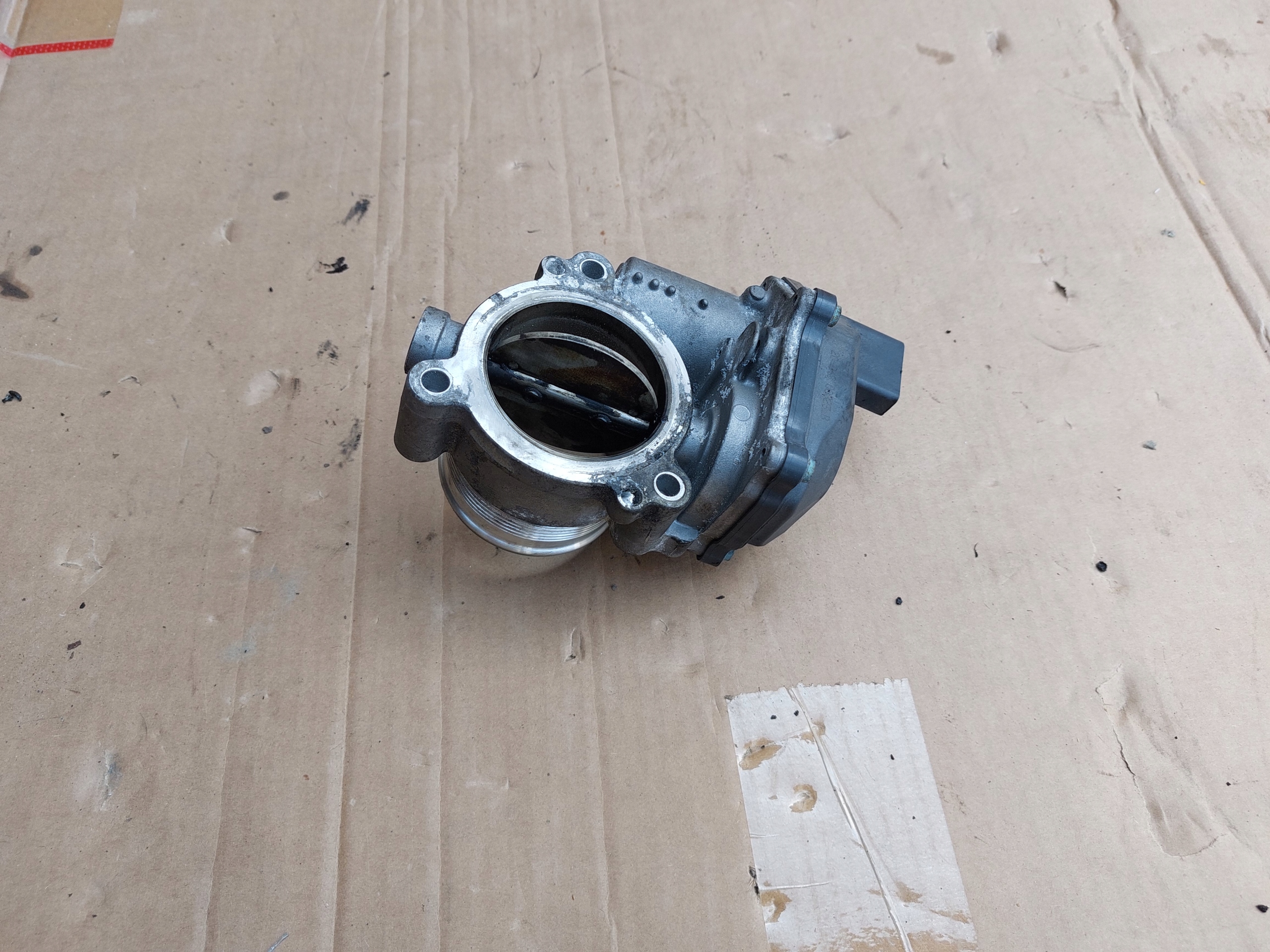 Valvola a farfalla VW TRANSPORTER T6.1 2,0 TDI 04L128063K CXH