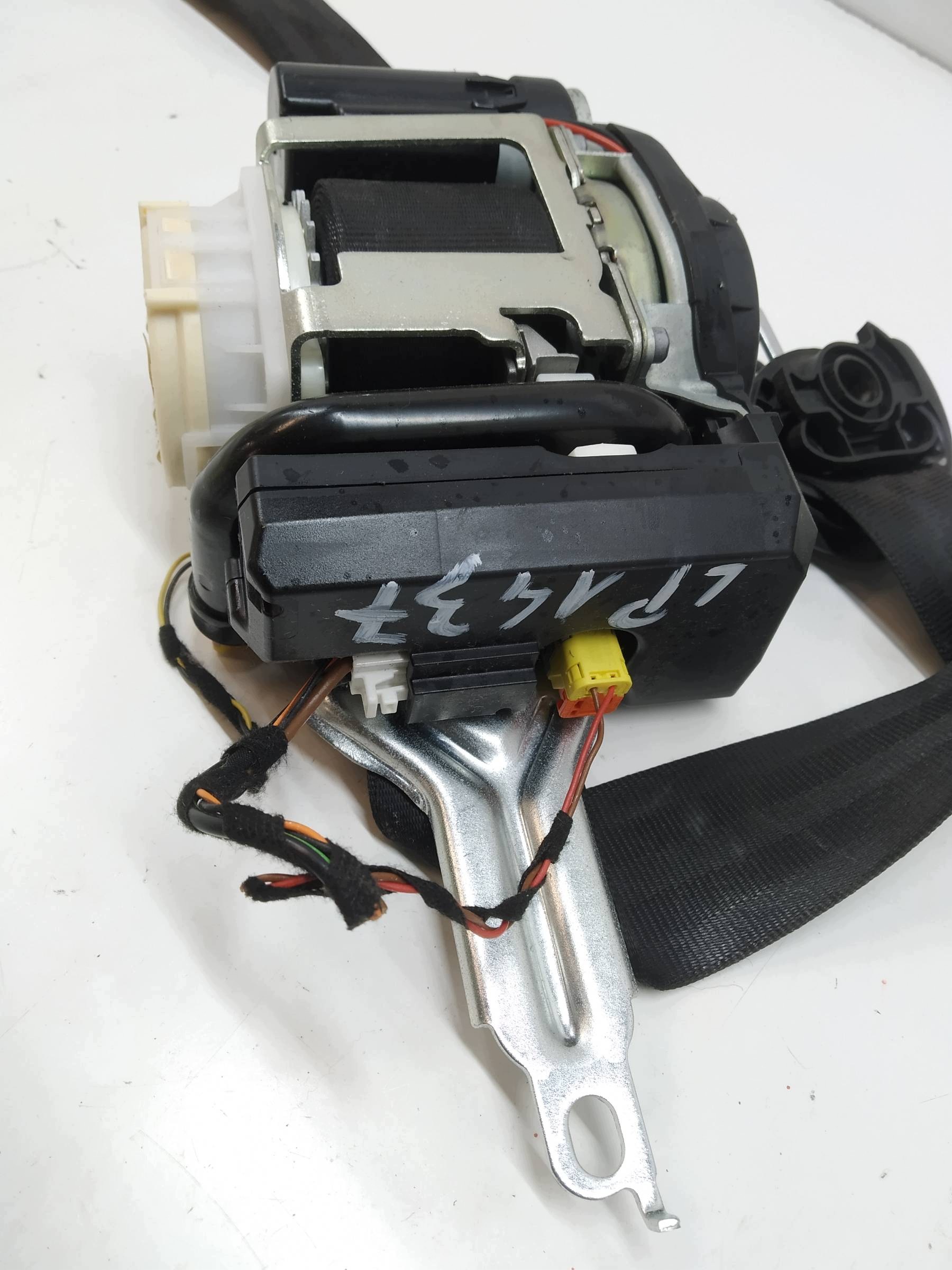 tension belt safety left front driver´s 309764800001 Audi A6 V (2018-) C8