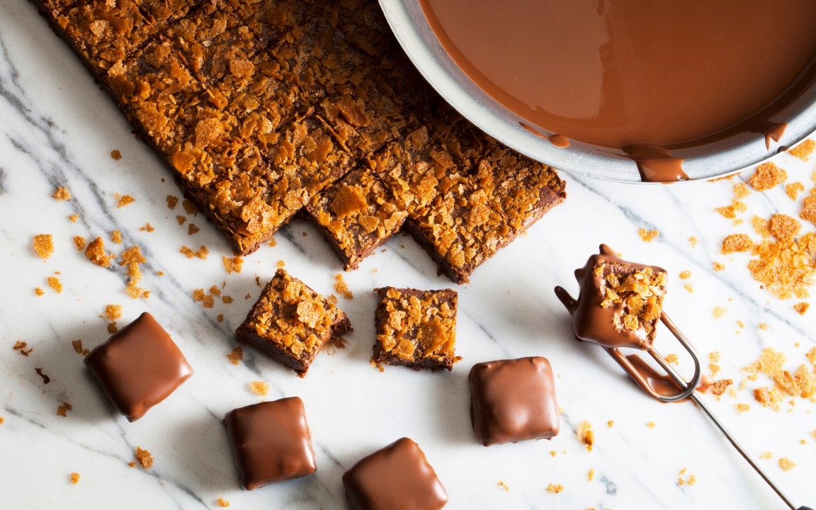 CHRUPIĄCE PRAŻYNKI Z HERBATNIKÓW CRISPY FLAKES 80g Kod producenta CHRUPIĄCE PRAŻYNKI CRISPY FLAKES 80g