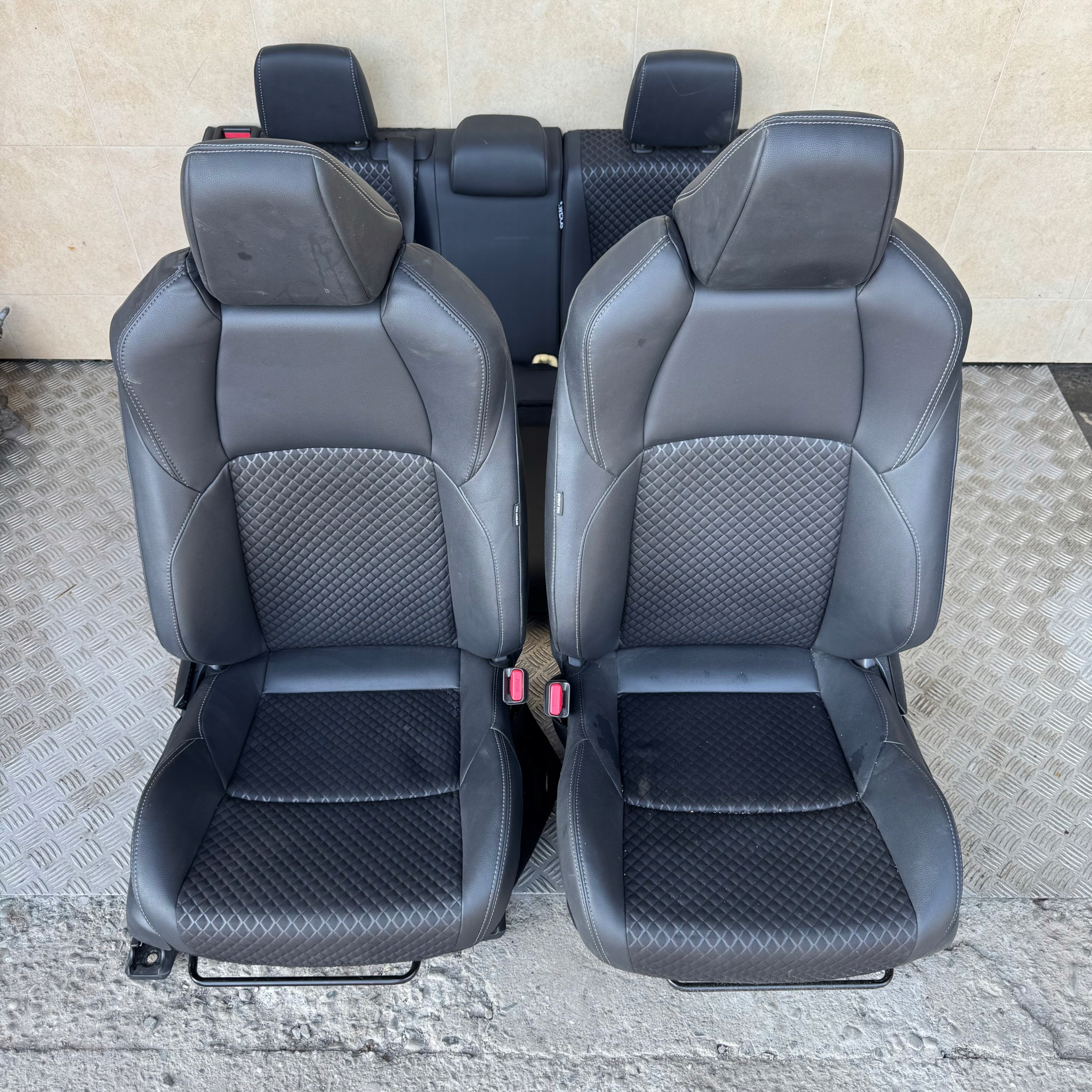 sitze ledersitz KOMPLET TOYOTA YARIS IV