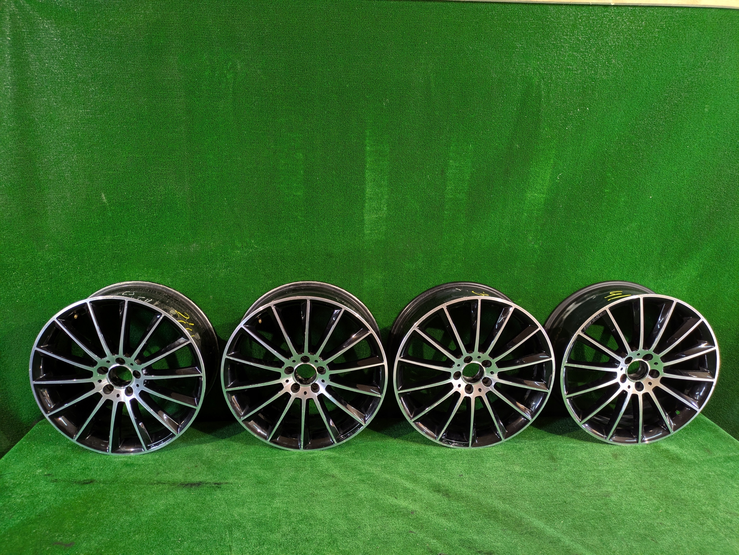Alufelge MERCEDES W213 AMG 20" 8J ET43 A2134012200