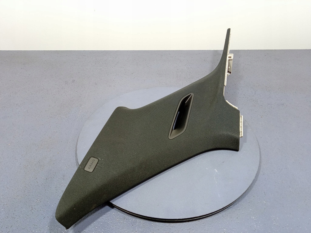 MERCEDES GLE W167 OSŁONA SŁUPKA C TYŁ PRAWA CZARNA A1676909404 Numer katalogowy części A1676909404