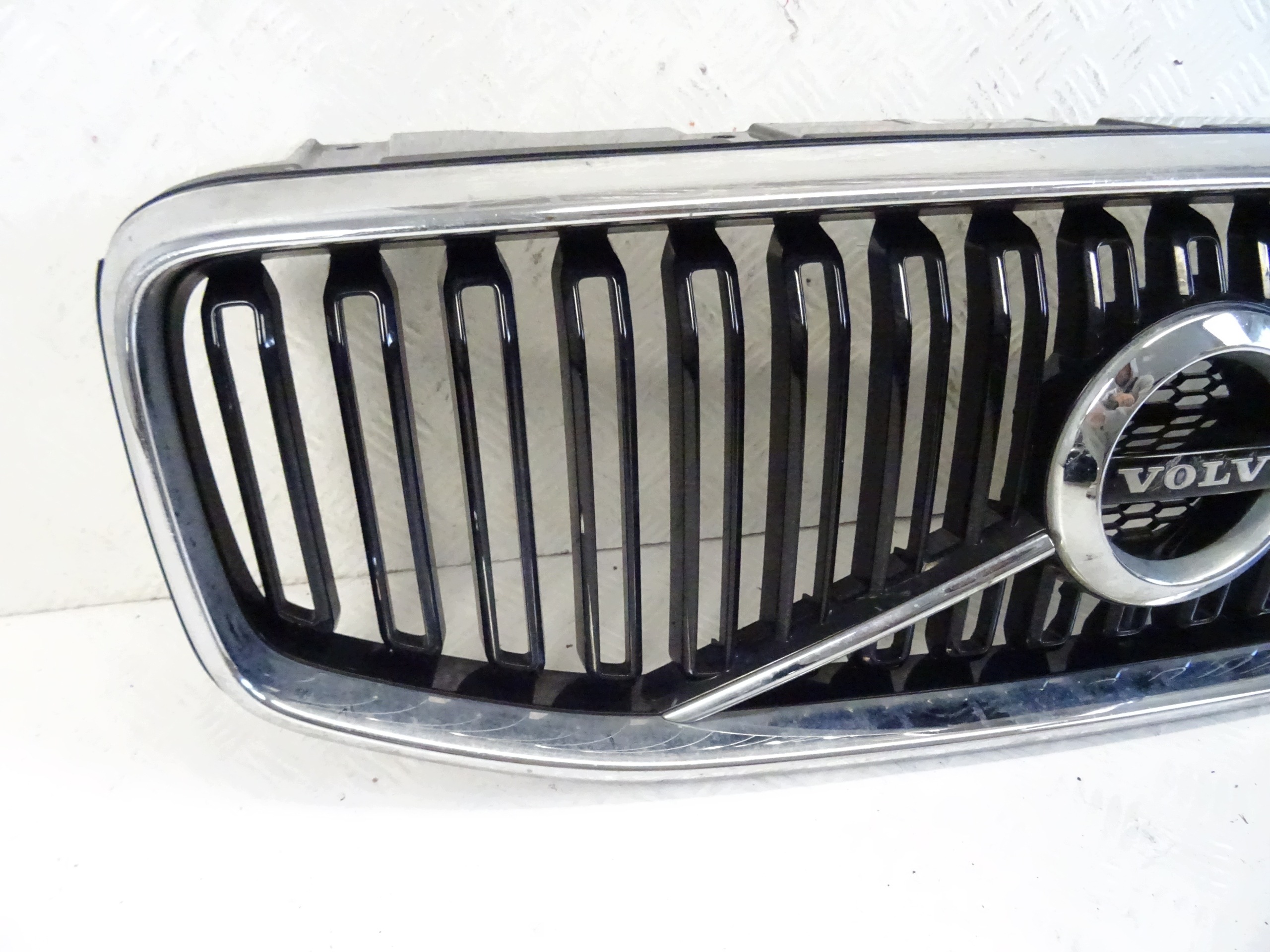 grill grille front front VOLVO XC60 II 31457463