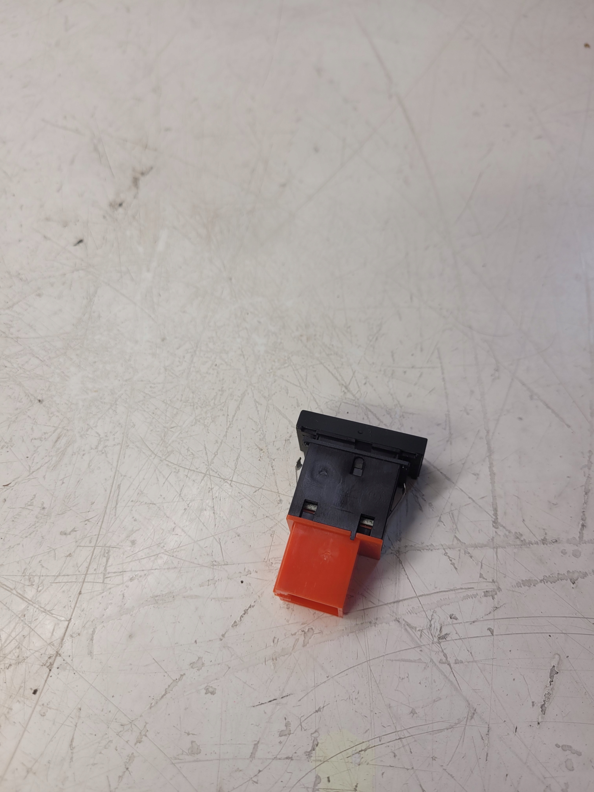 Schalter GUZIK Parken AUDI A6 C6 4F0919281