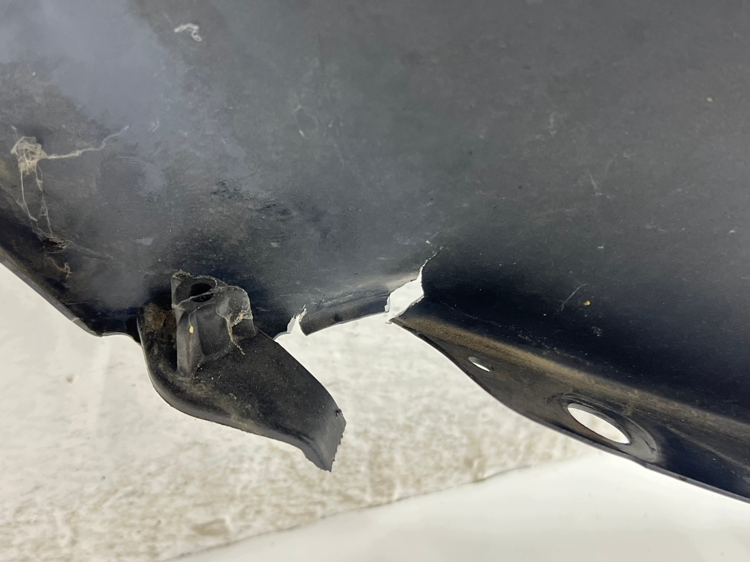 AUDI A7 4G8 fender left front black damaged LX7U