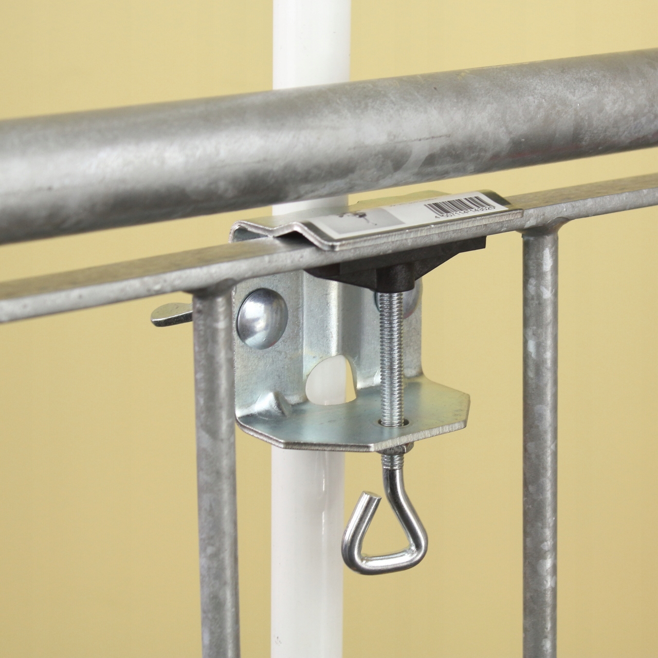 Uchwyt do parasola balkonowego fi 35 mm, ocynk, montaż na poręczy Materiał wykonania metal