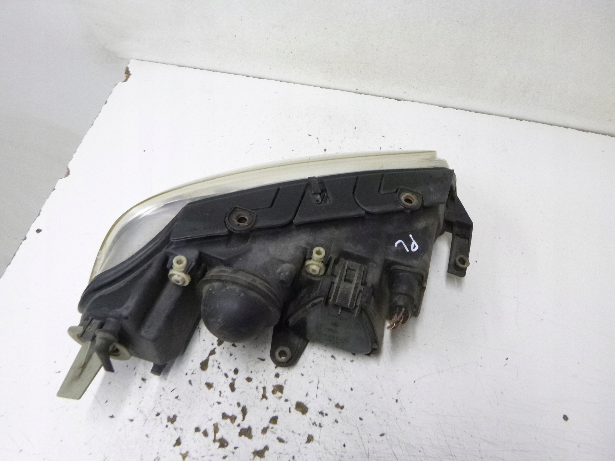 light front Volkswagen Passat B5 Lift 2002r. 3B0941015AN