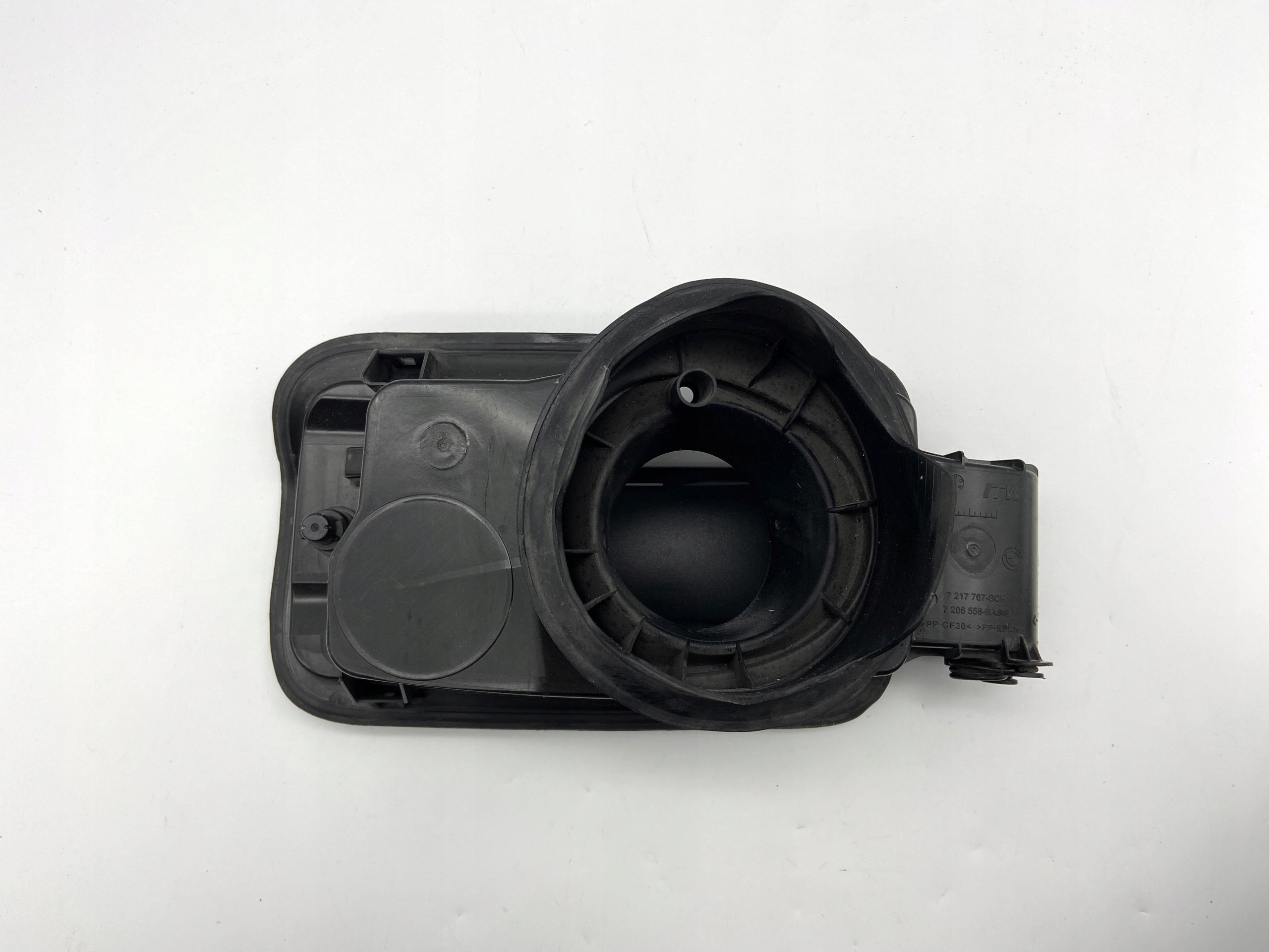 51177206558 - Новый ORG крышка топливного бака BMW F11