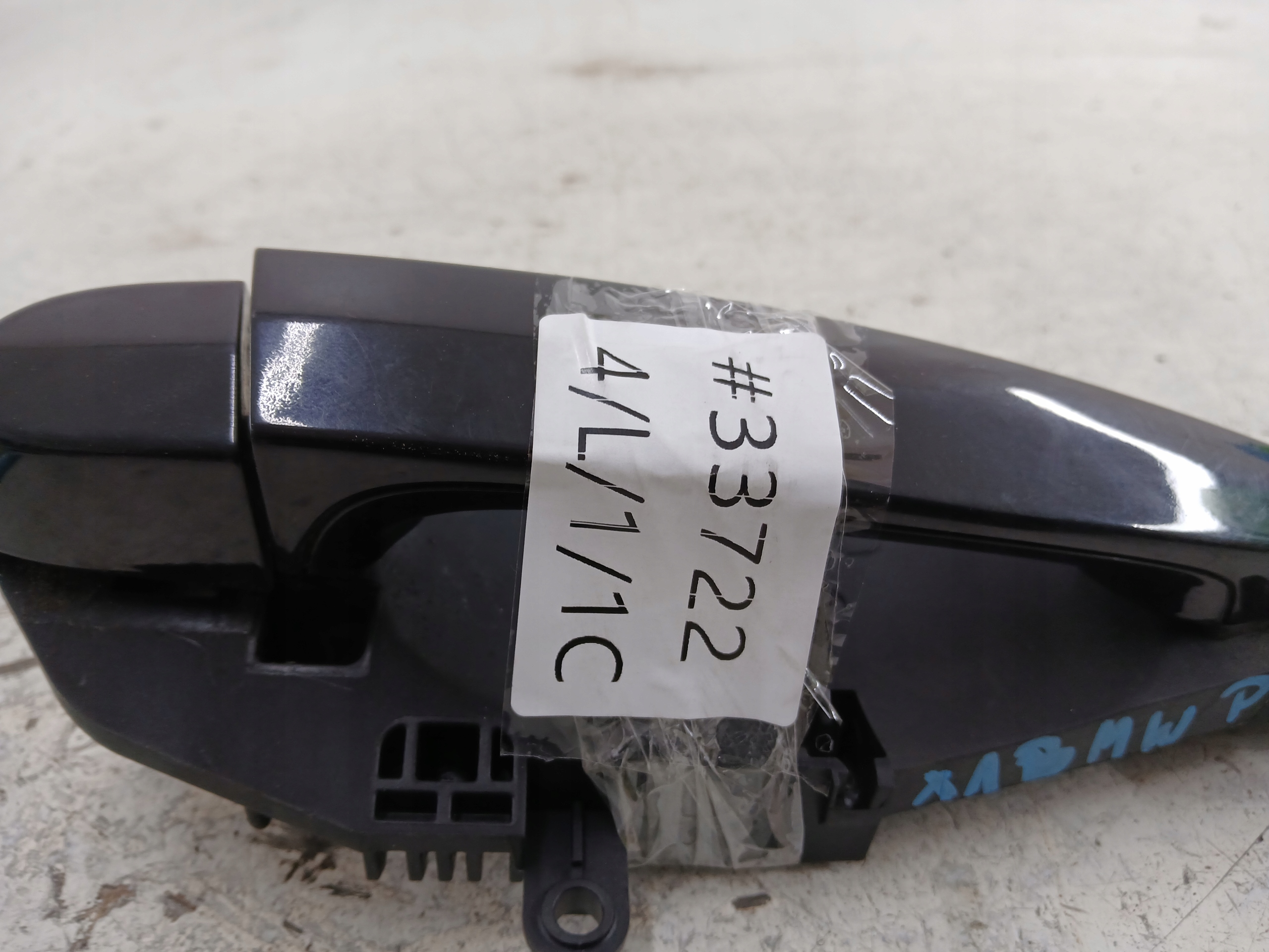 BMW X1 E84 handle exterior right rear part SCHWARZ II