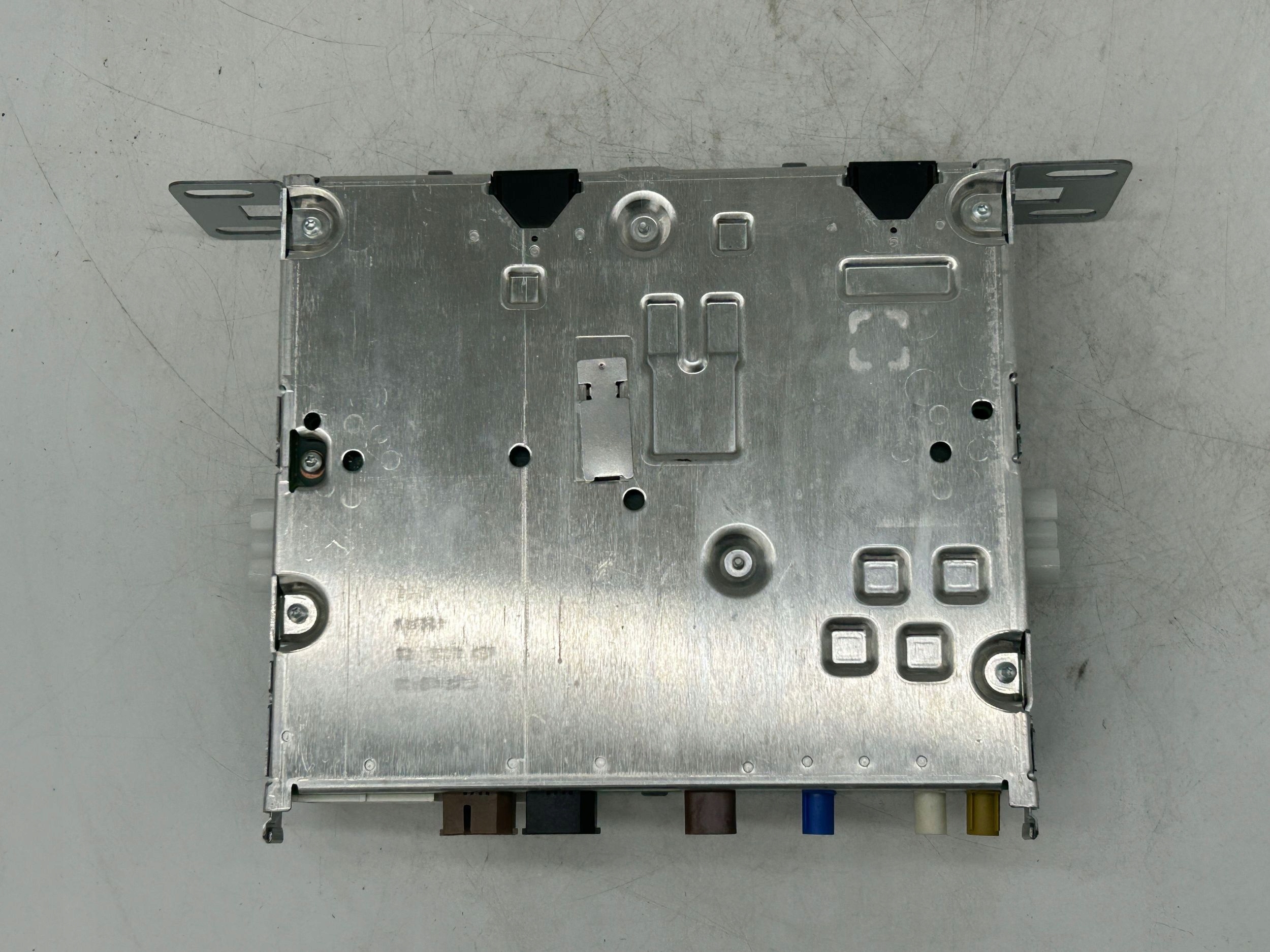 головное устройство renault TWINGO III 259153574R