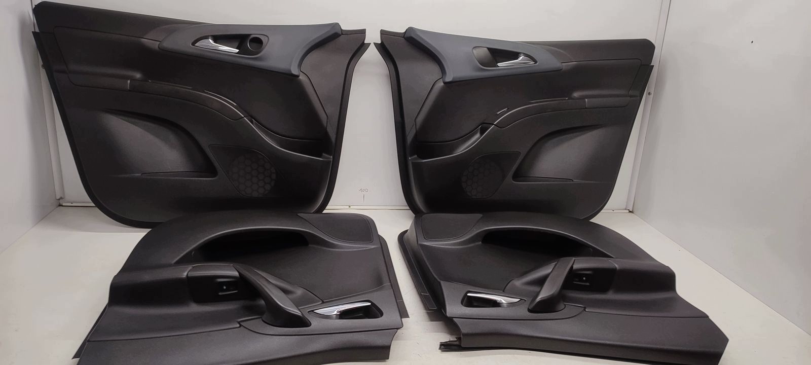 side side komplet Opel Meriva B