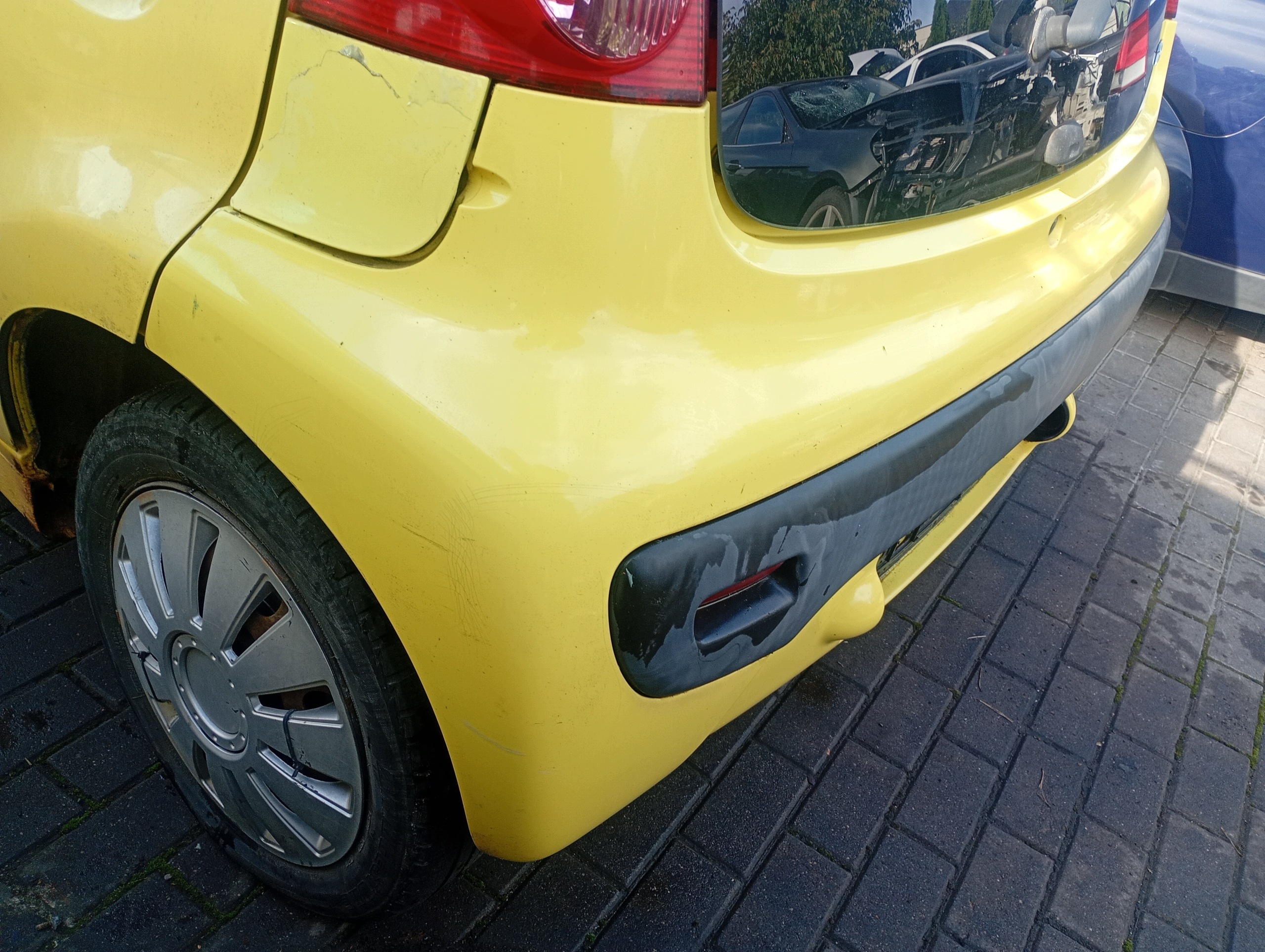 bumper rear rear part Peugeot 107 05-08 code lakieru KBL