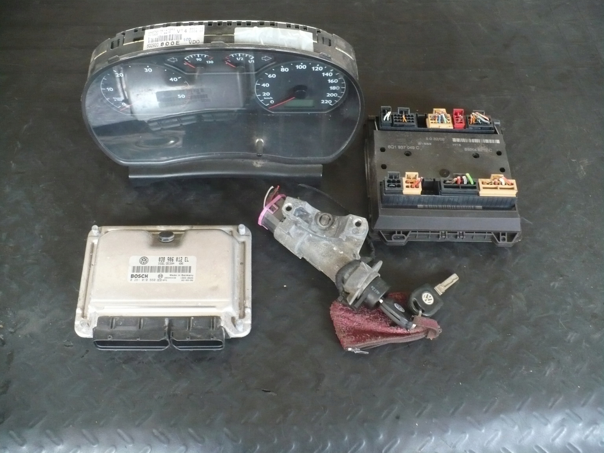 038906012EL - СТАРТОВЫЙ КОМПЛЕКТ VW POLO 9N 1.9 SDI