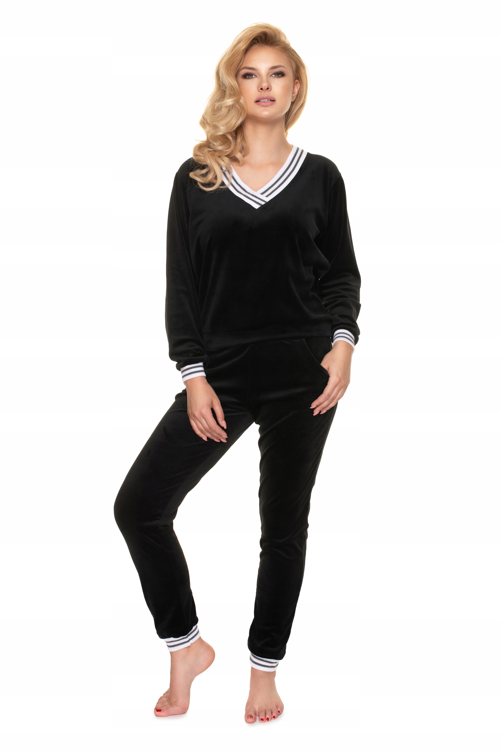 0194 WELUROWA PIŻAMA CZARNA L/XL