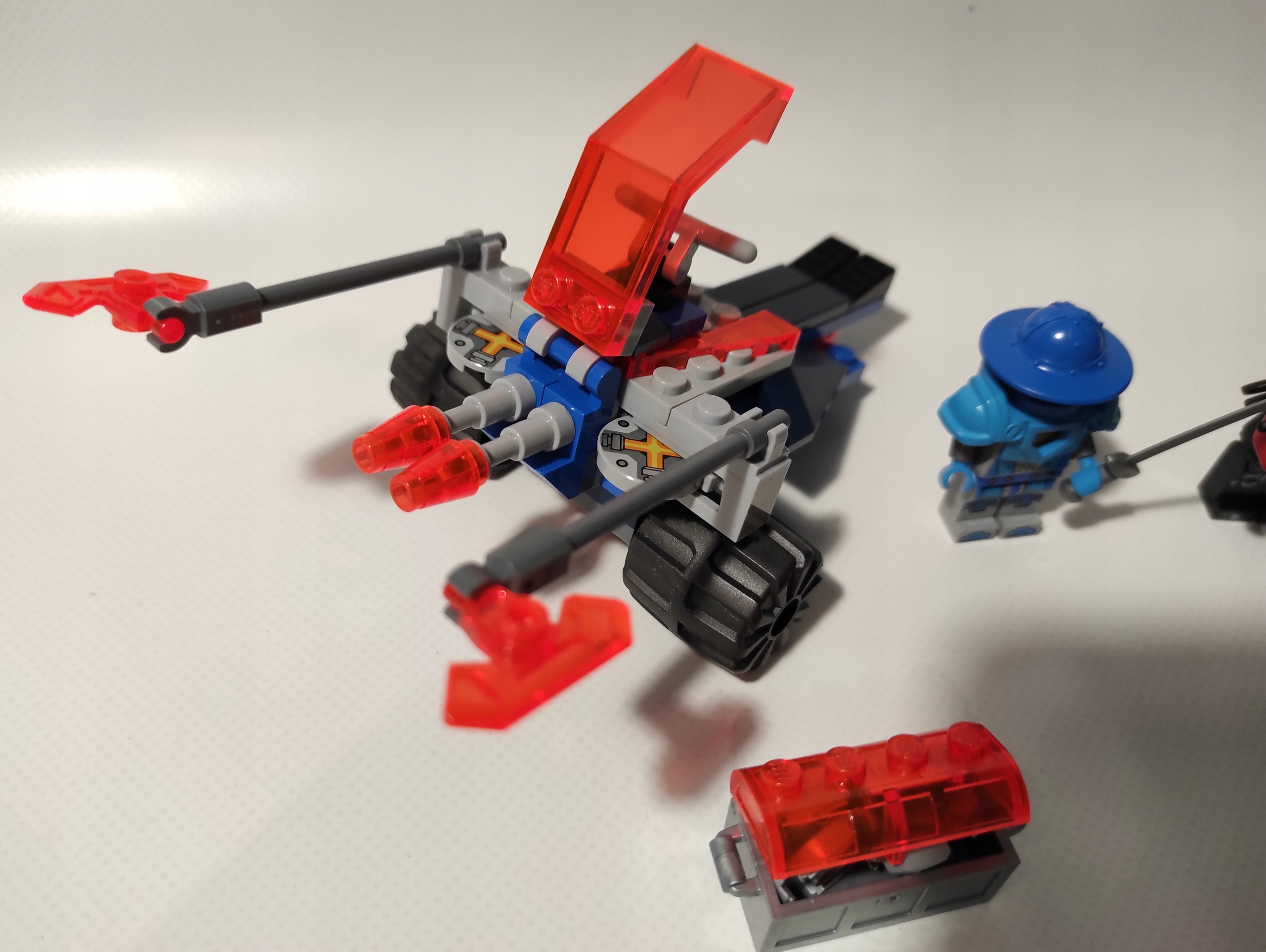 Lego Nexo Knights: 70310 - Pojazd bojowy Knighton Numer produktu 70310