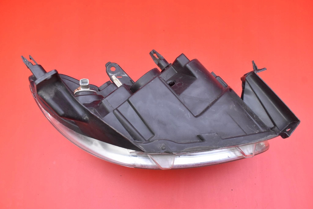 REFLEKTOR left light front EU 260607950R DACIA DOKKER 12-17